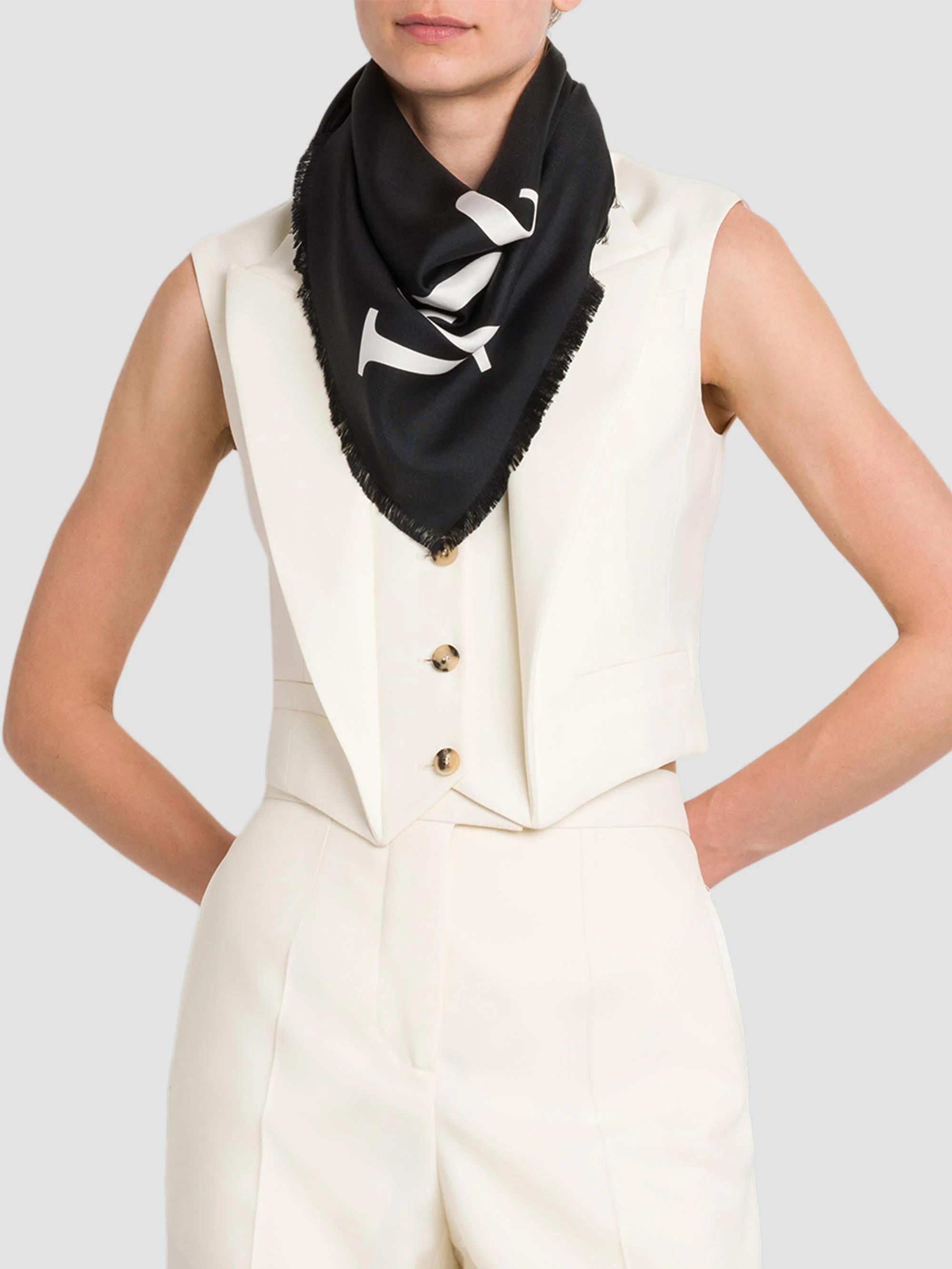 McQueen Women's Exploded Silk Logo Scarf - Black Ivory