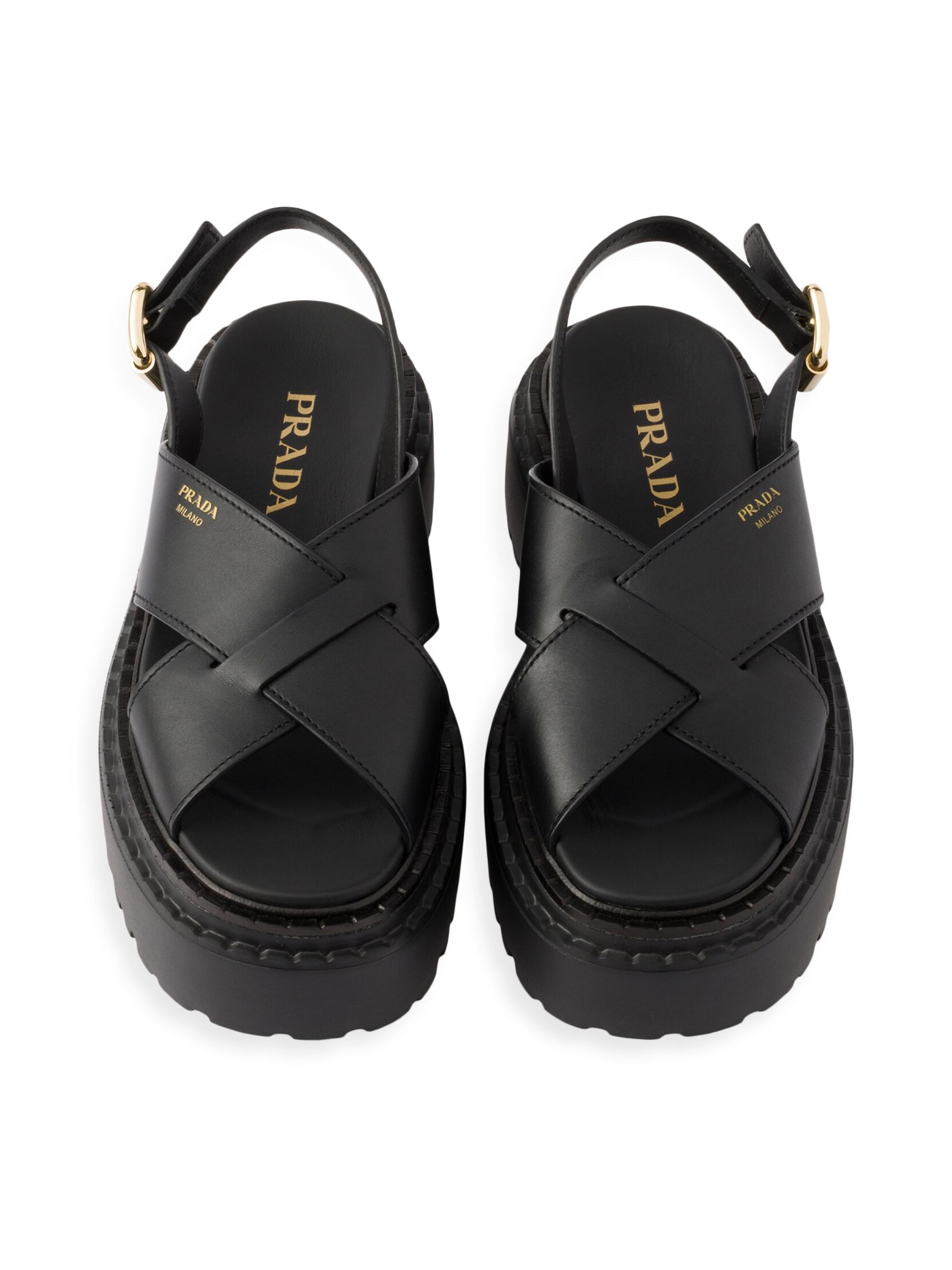 PRADA 黒 クリスタルバックル パンプス PRADA 黒 クリスタルバックル