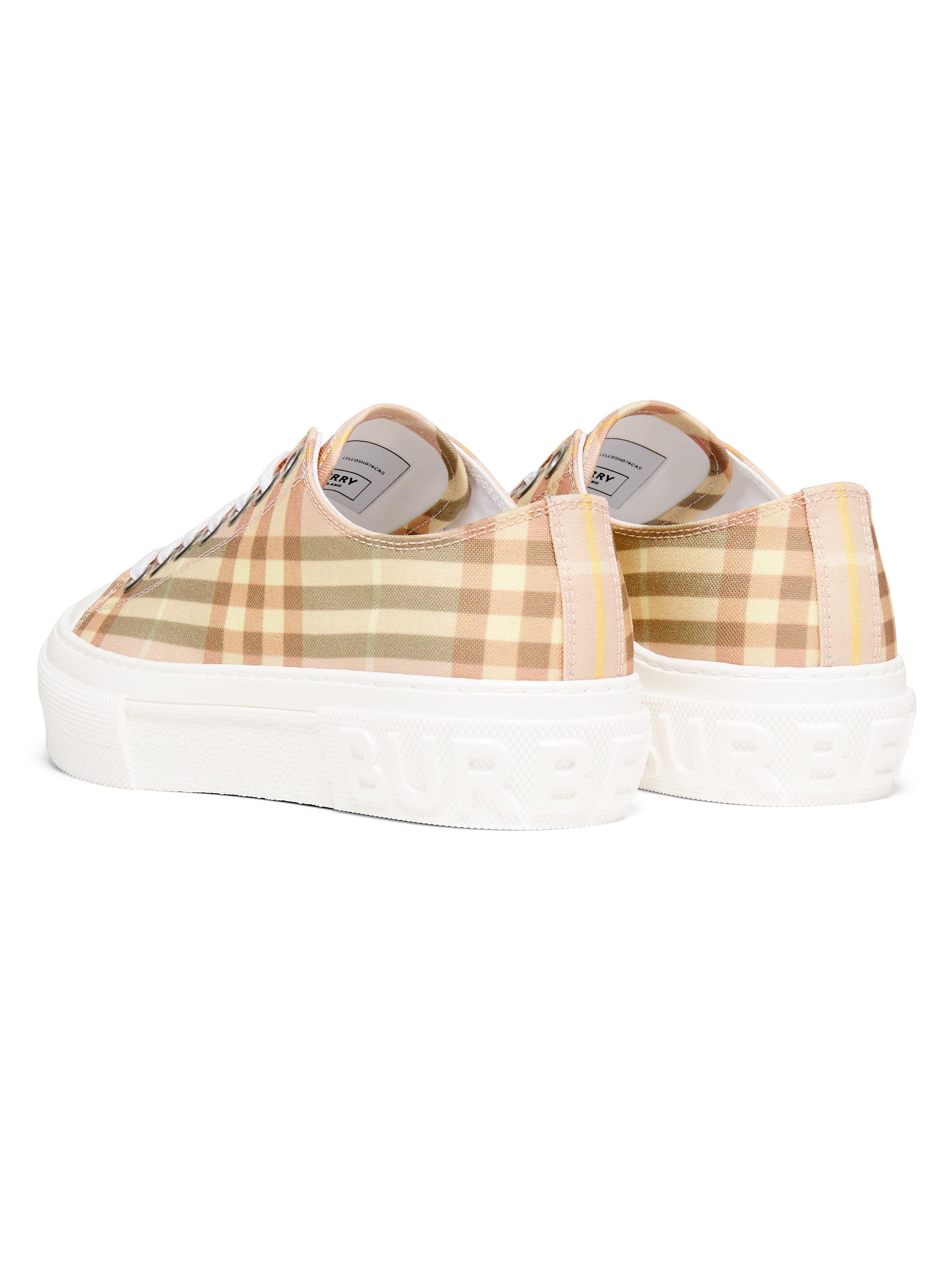 BURBERRY ポロドレス 4Y ホワイト/チェック BURBERRY ポロドレス 4Y ホワイト/チェック Shop Burberry Check