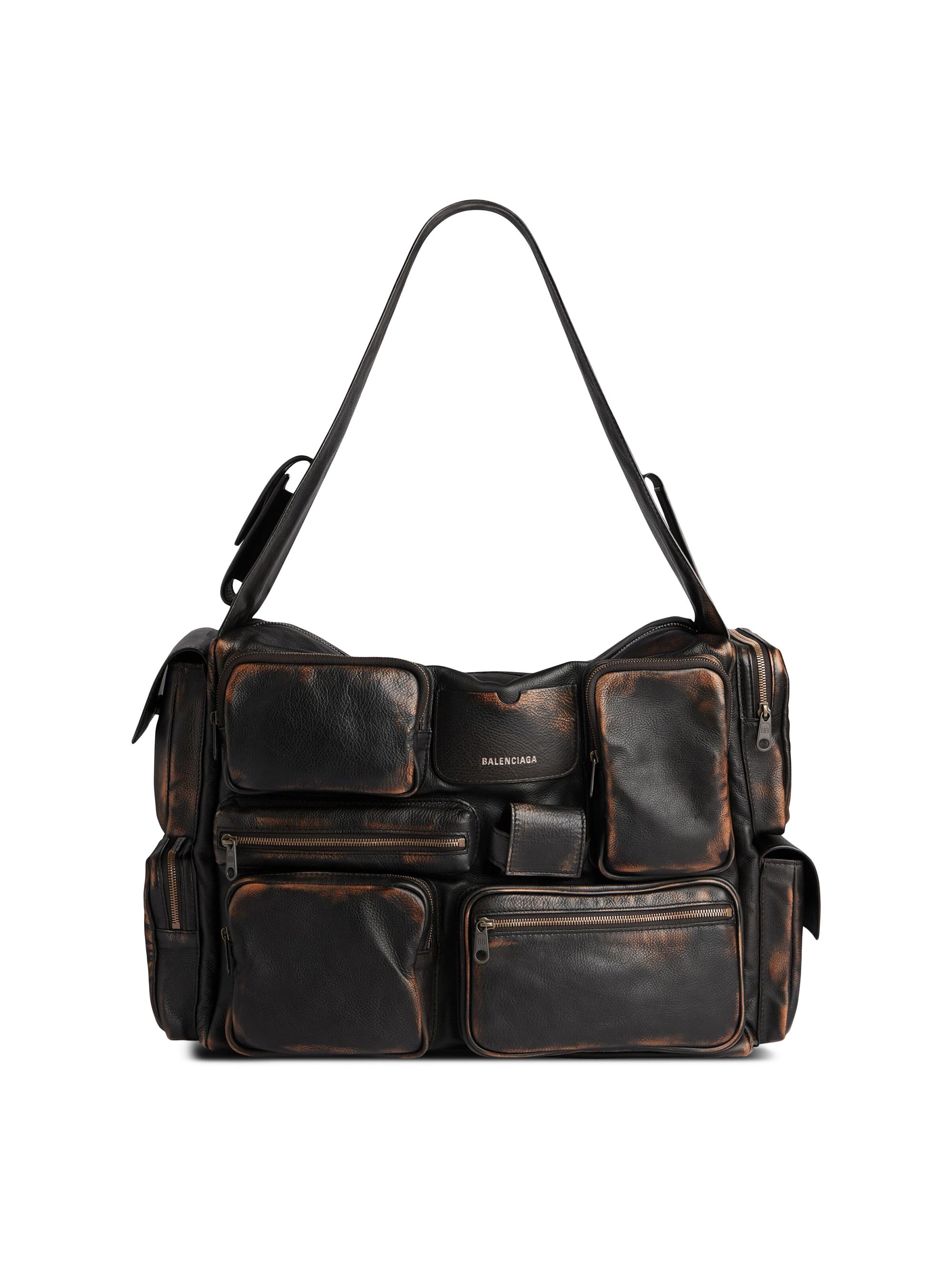 バレンシアガ 24AW SUPERBUSY SLING BAG レザーバッグ Balenciaga Superbusy Large Sling Bag | Saks Fifth Avenue