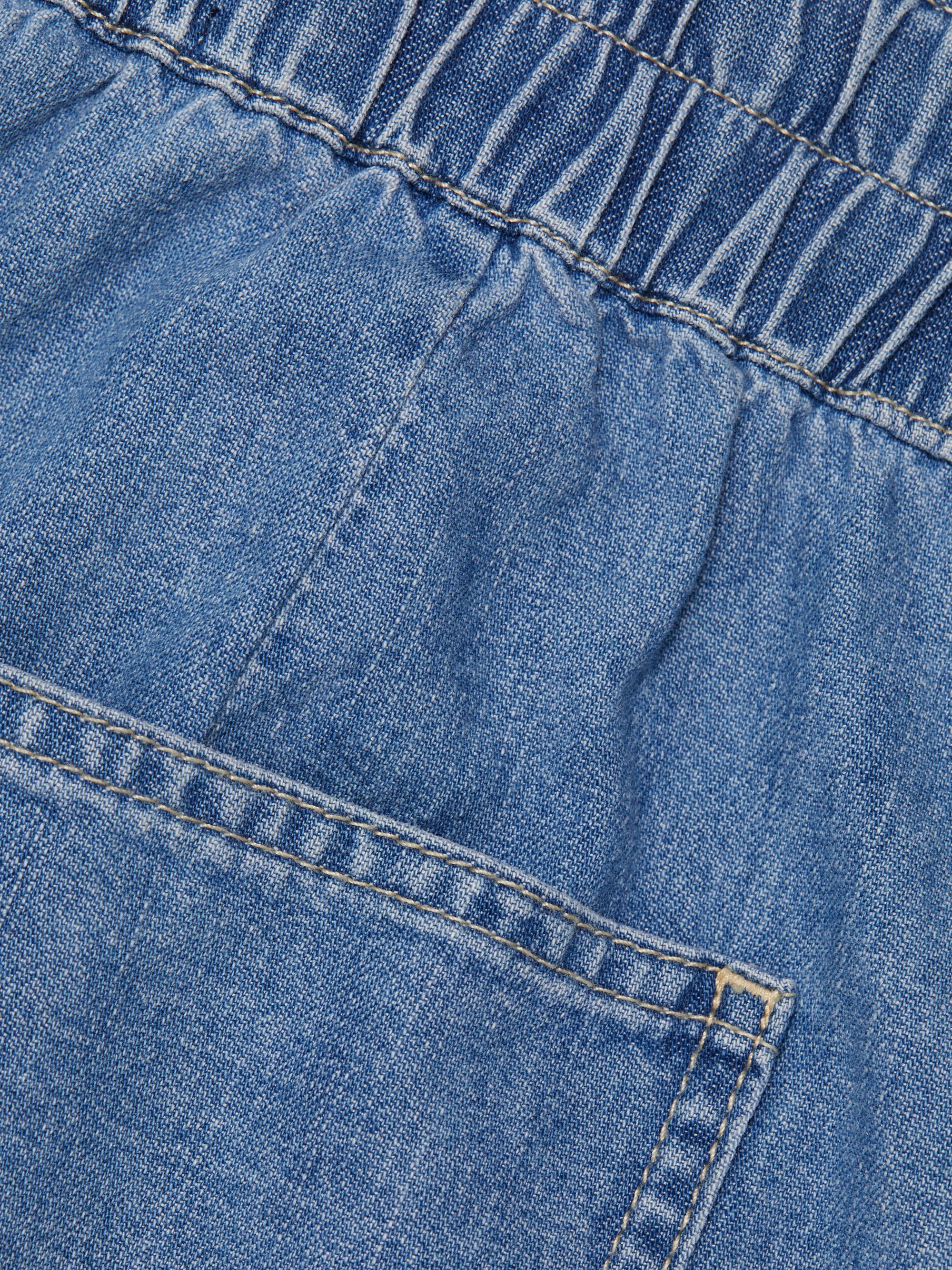 Veronica Beard Nessie Dolphin-Hem Chambray Shorts | Saks Fifth Avenue