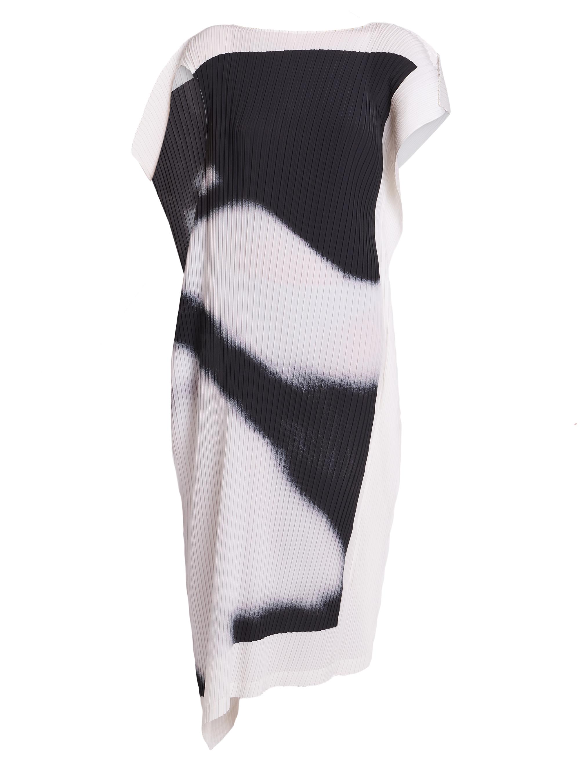 Issey Miyake Shadow Study Pleats Top | Saks Fifth Avenue