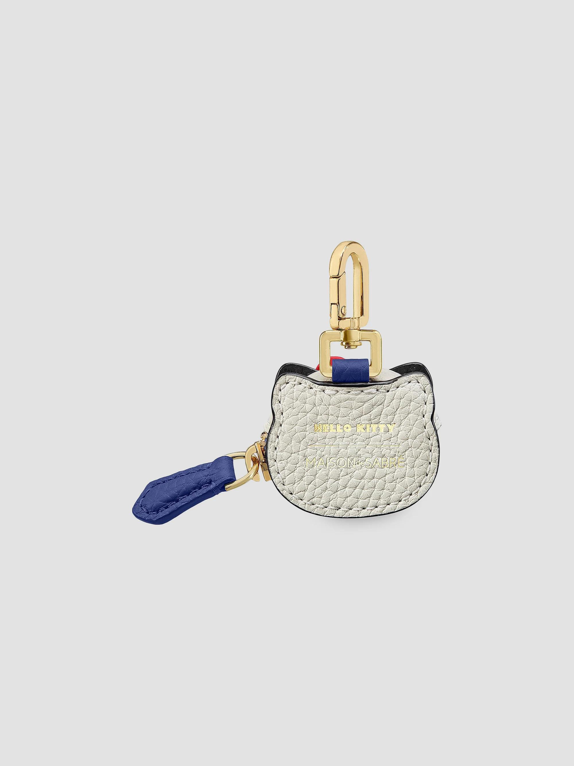 MAISON de SABRÉ Hello Kitty チャーム HAPPY Maison de Sabre The Sabrémoji Hello Kitty Charm | Saks Fifth Avenue