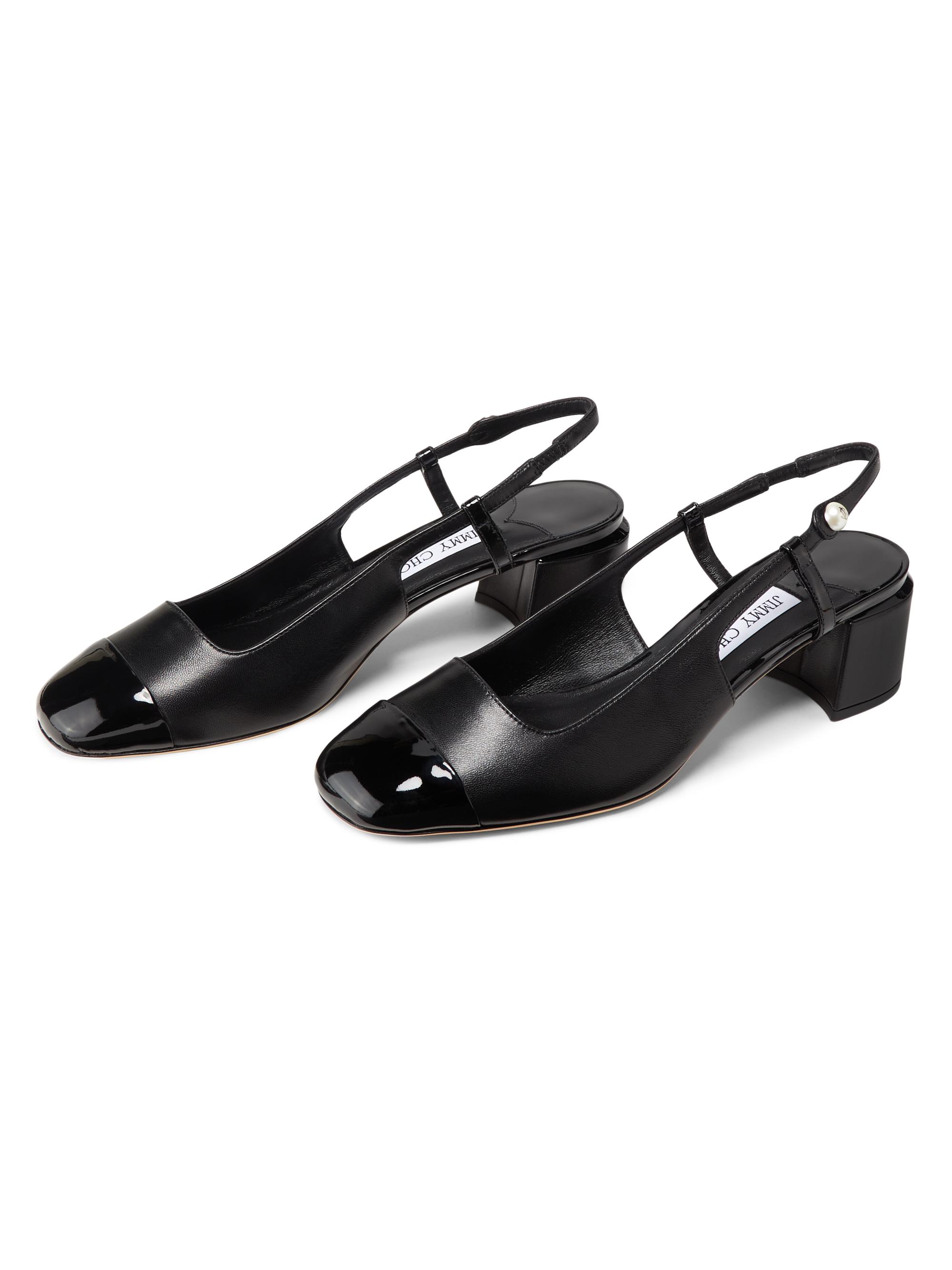 L*a様 【美品】36.5 JIMMY CHOO ブラック ハイヒール Black Patent Leather Pointed Pumps with Pearl Embellishment