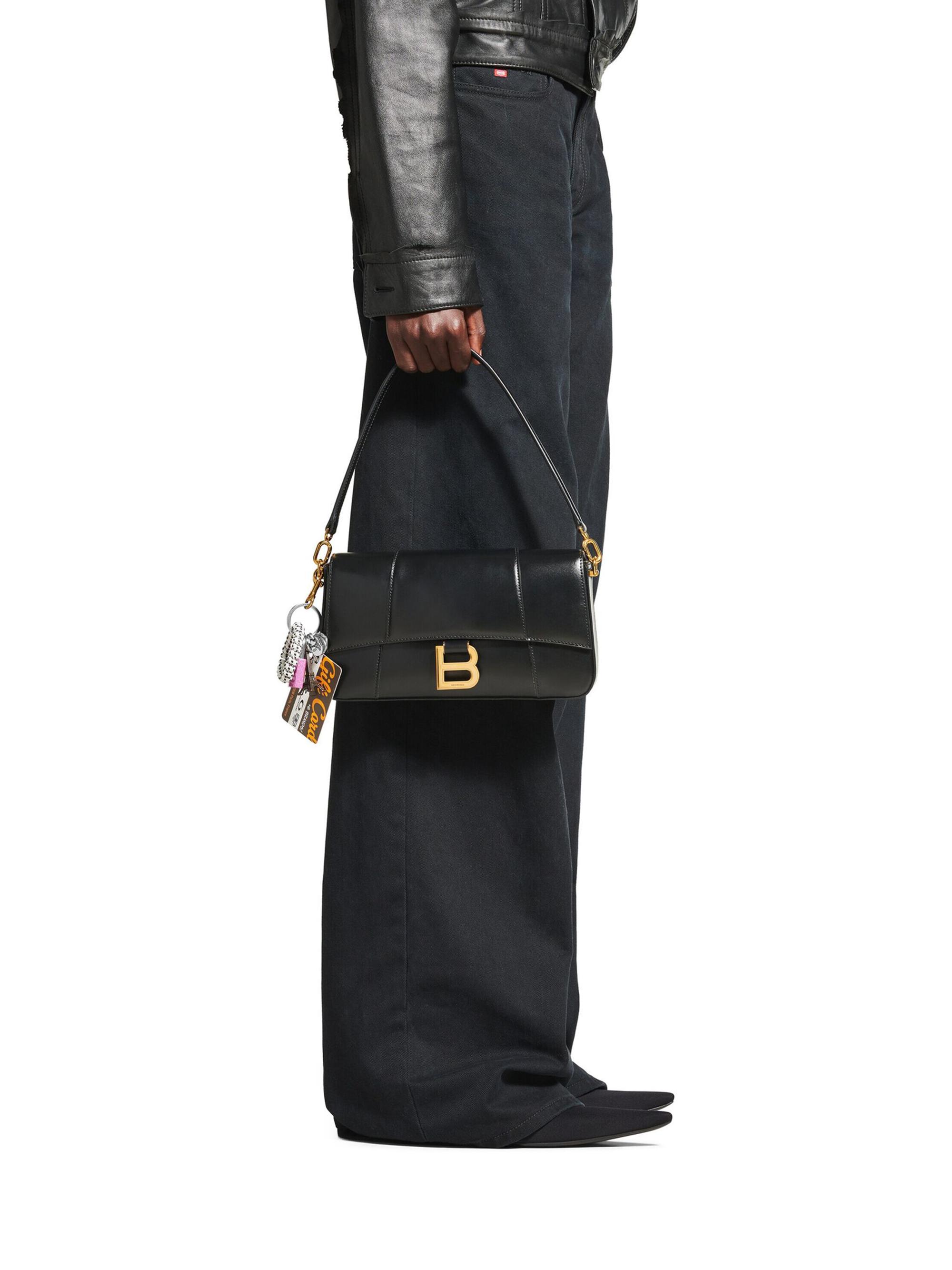 【極美品・付属品完備】Balenciaga HOURGLASS チャーム 0400022743431_BLACK?wid=600&