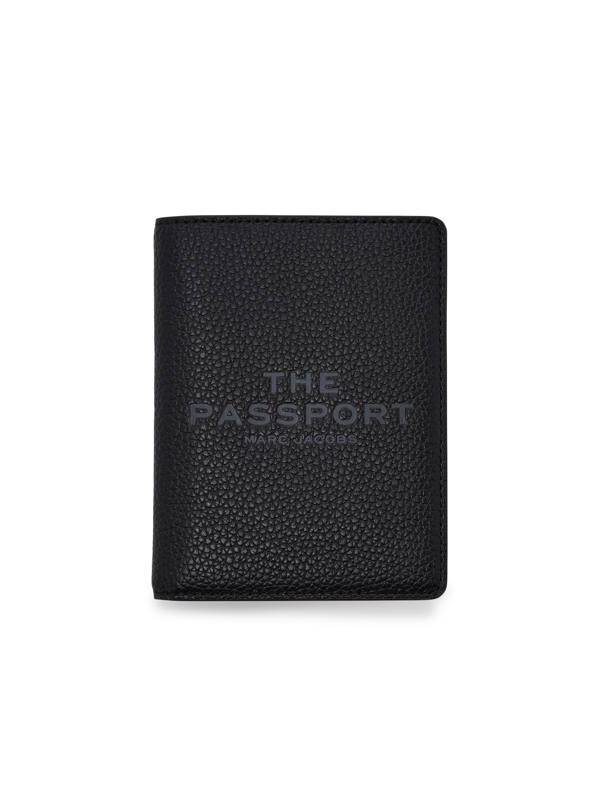 Marc Jacobs The Leather Passport Case | Saks Fifth Avenue