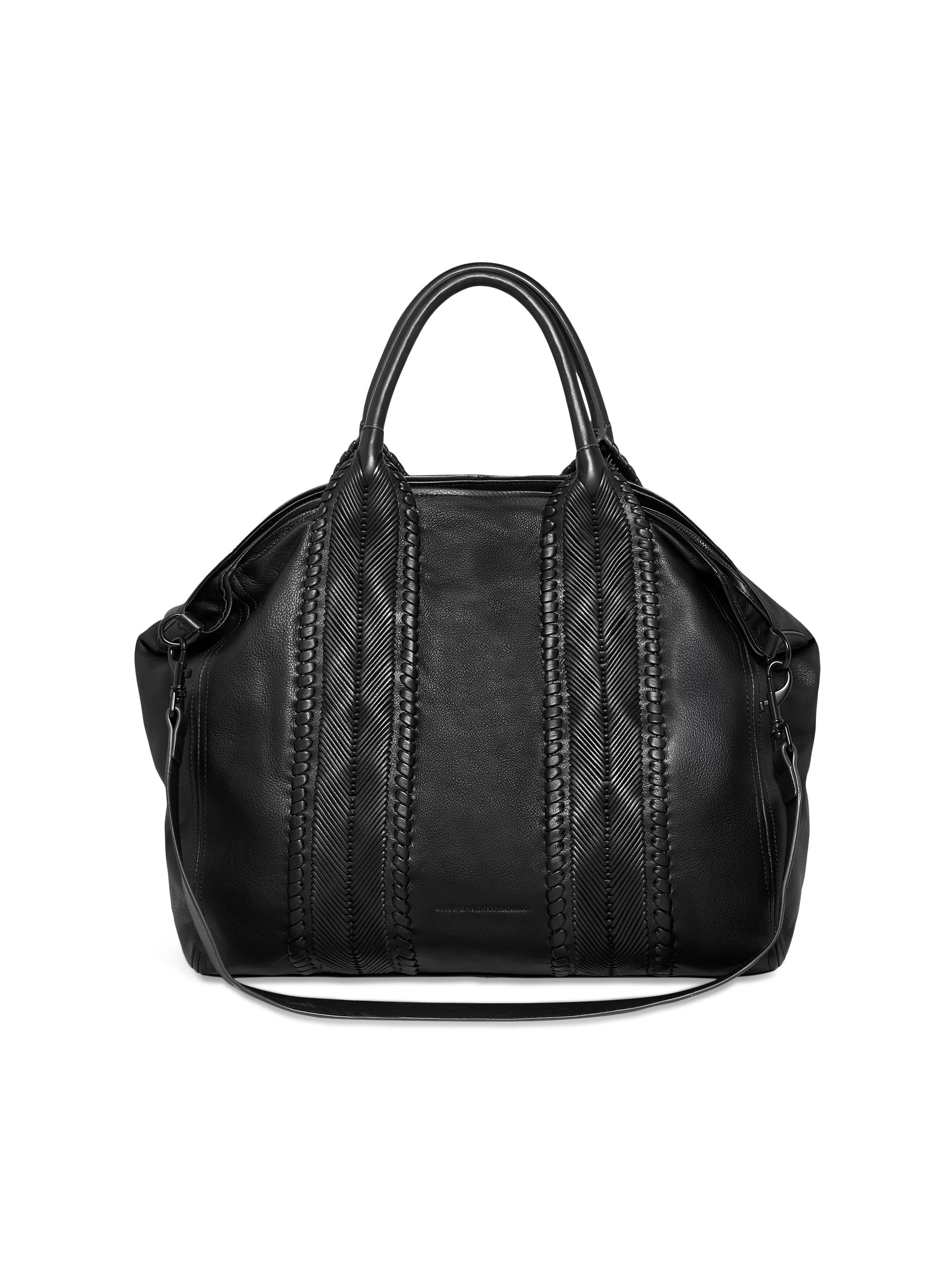 バッグ BALENCIAGA LE CAGOLE MEDIUM Women's Le Cagole Shoulder Bag Xs in Black | Balenciaga US