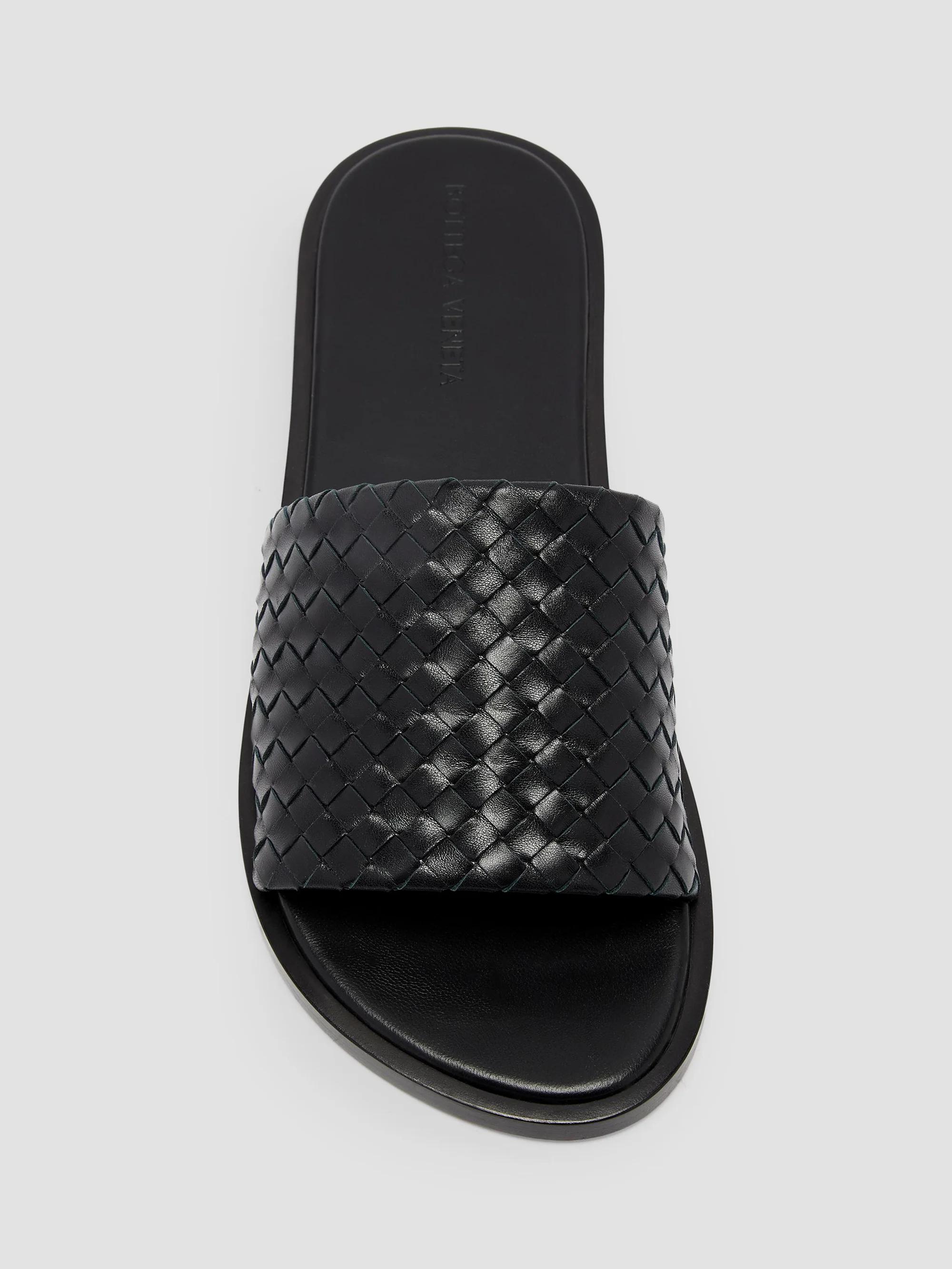 Bottega Veneta Elio Intrecciato Leather Sandals | Saks Fifth  display picture 3