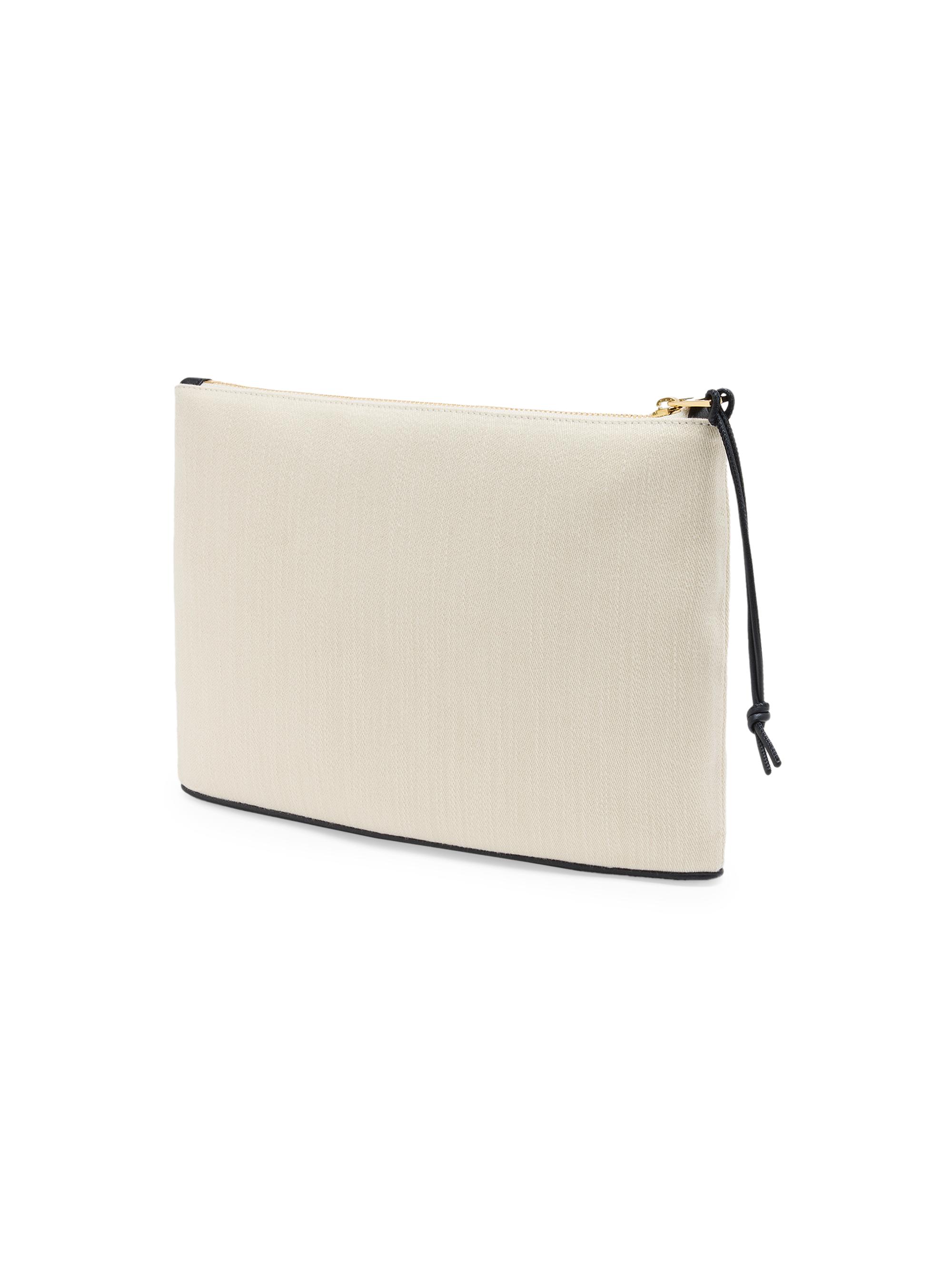 LOEWE ポーチ LOEWE(ロエベ)の隠れ名品！『パズルフォルド ポーチ』をチェック