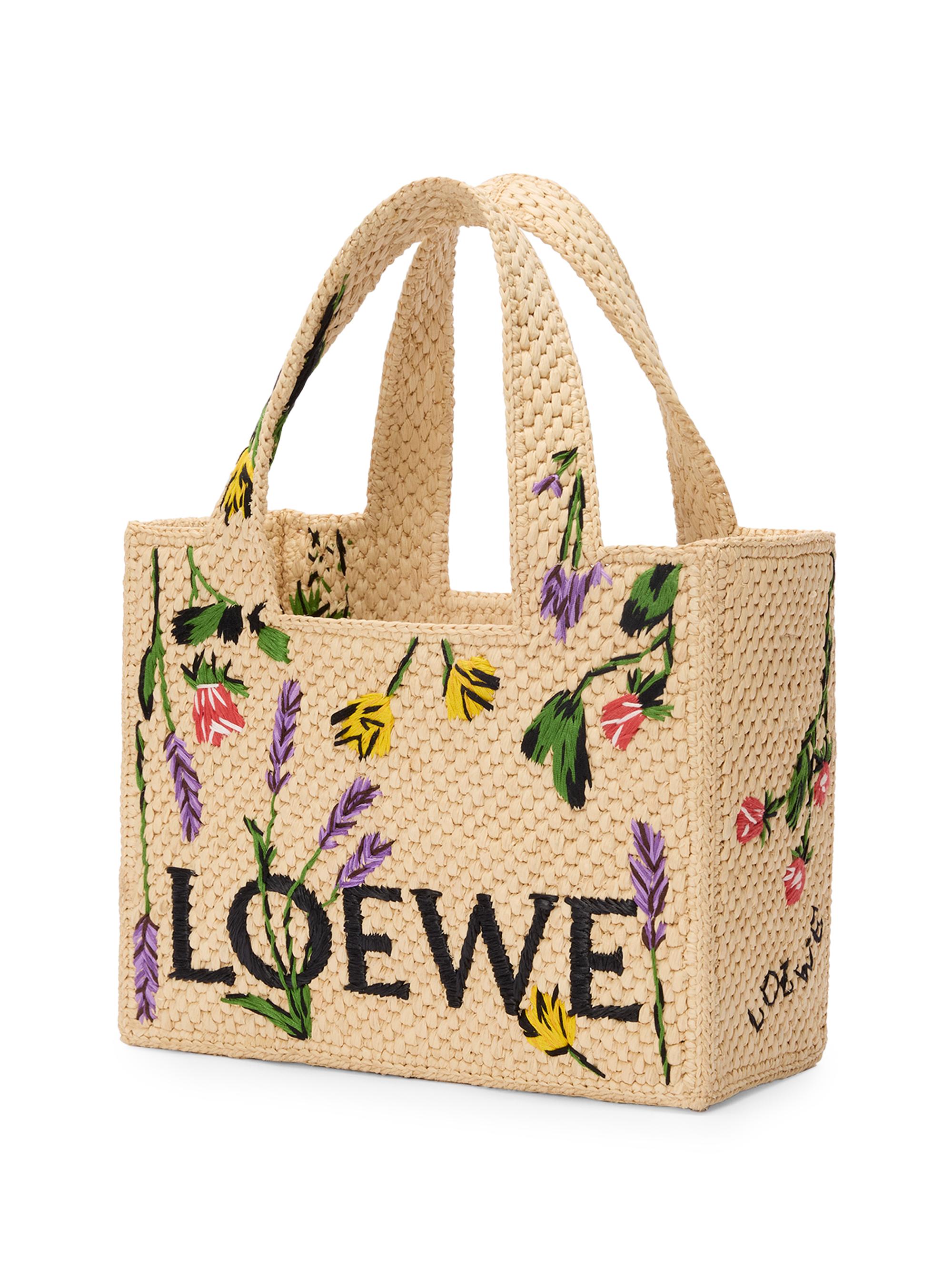 LOEWE 刺繍入りかごバッグ LOEWE 刺繍入りかごバッグ - メルカリ