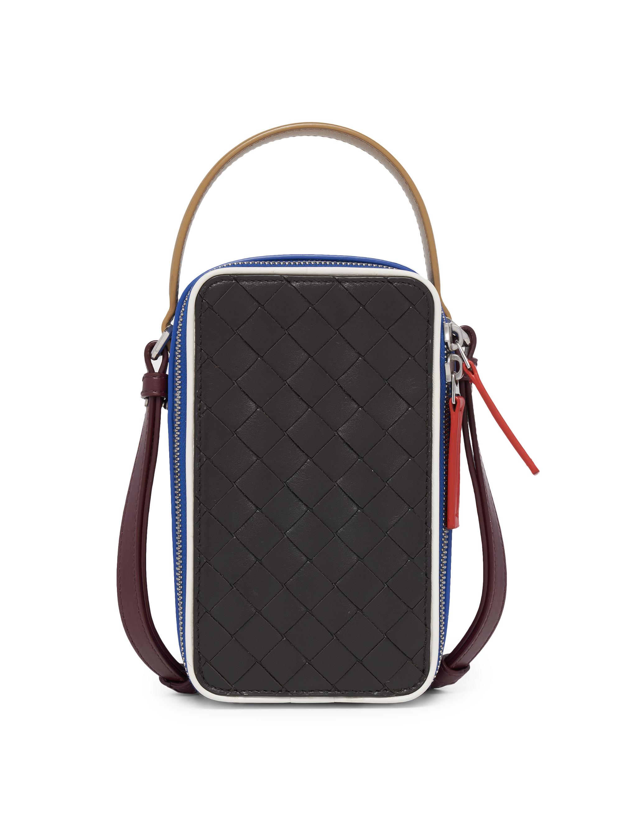 BOTTEGA VENETA iPhone11pro用ショルダーケース BOTTEGA VENETA iPhone11pro用ショルダーケース