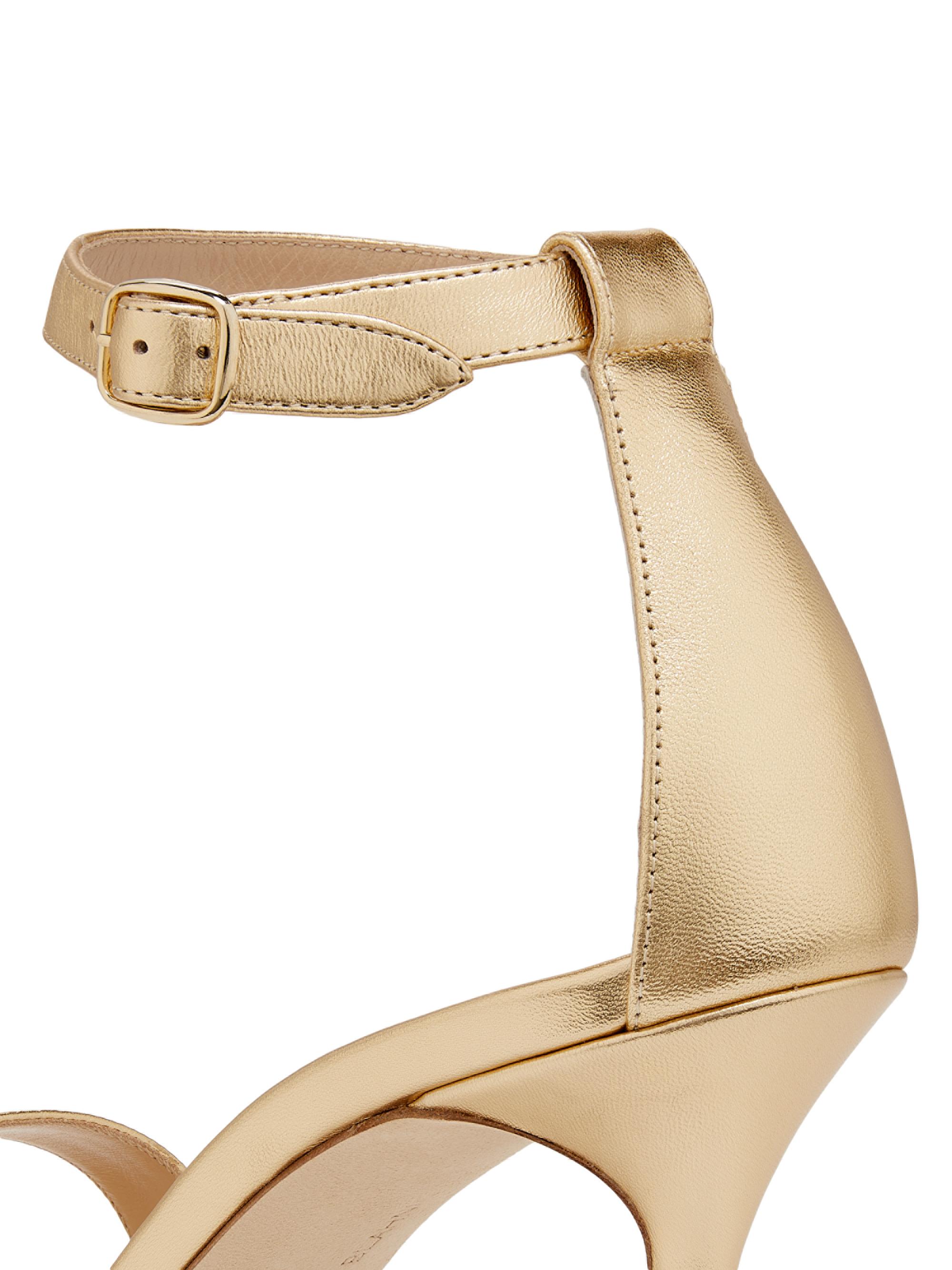 残り１【新品】MANOLO BLAHNIK カオス サンダル ベージュ 37.5 Manolo Blahnik Chaos Metallic Leather Sandals | Saks Fifth Avenue