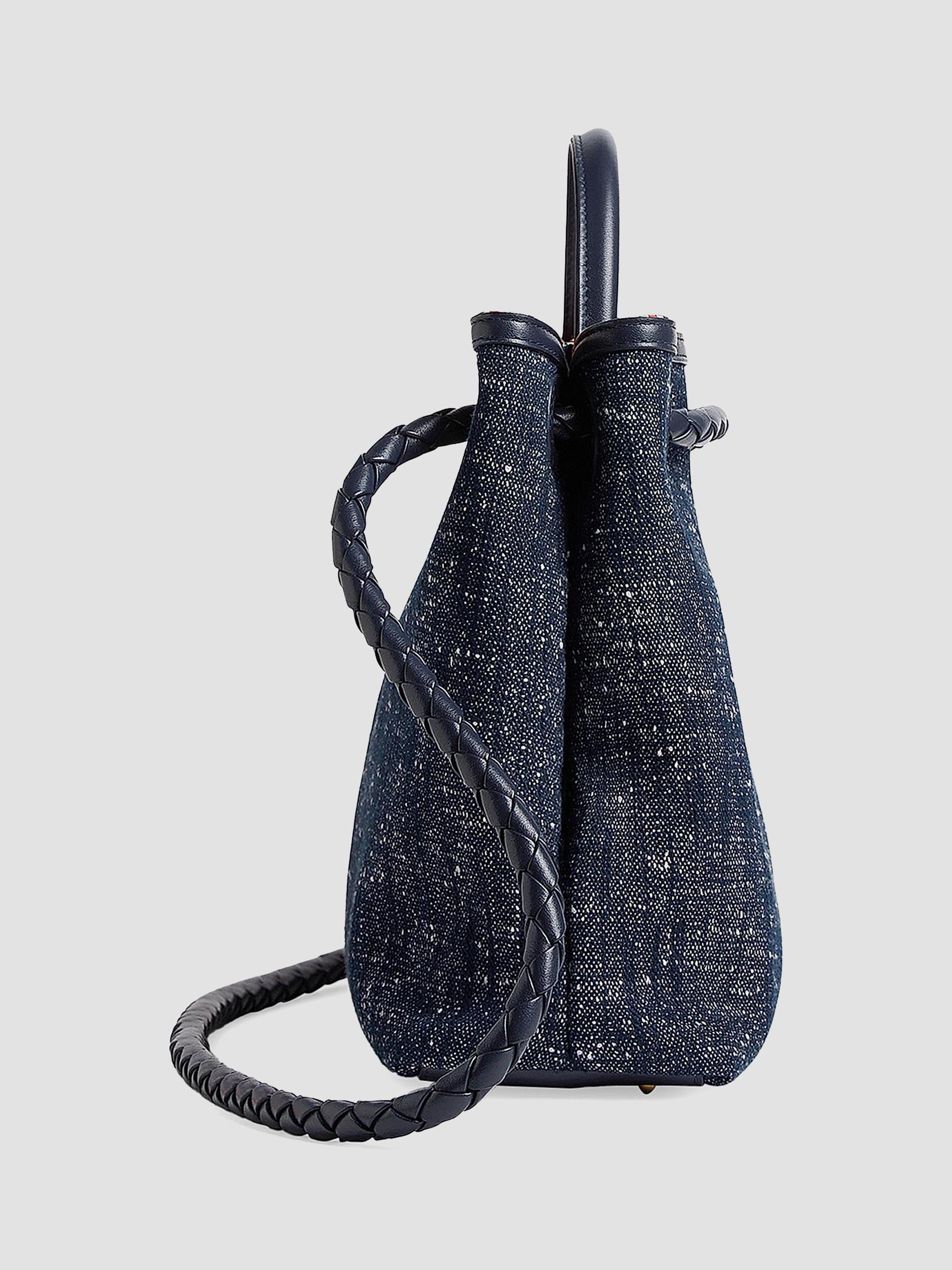 おはな⭐︎BOTTEGA VENETA デニムショルダーバッグ Bottega Veneta Medium Andiamo Denim Tote Bag | Saks Fifth Avenue