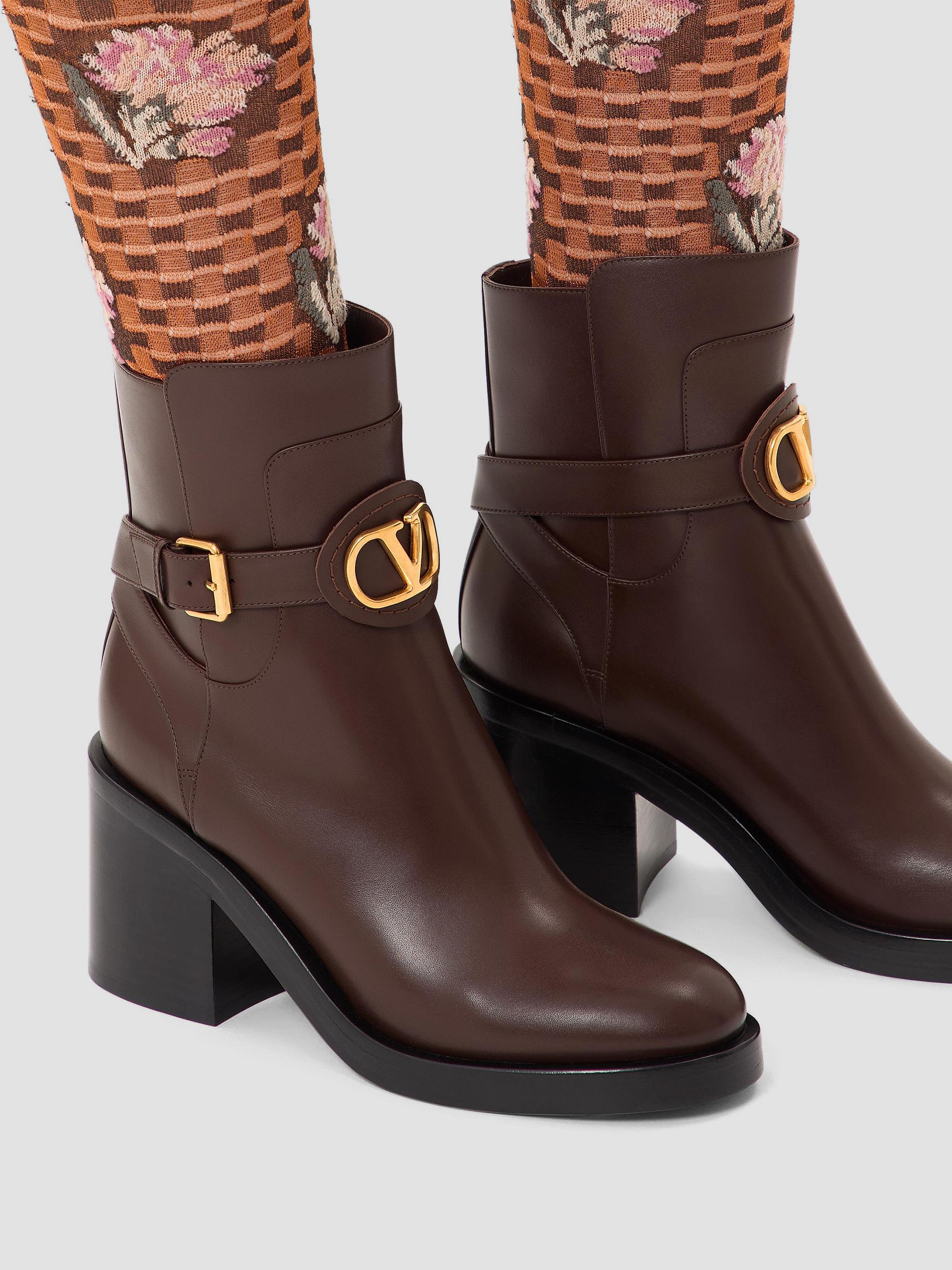 Valentino Garavani VLogo Signature Calfskin Ankle 70MM Boots  display picture 3