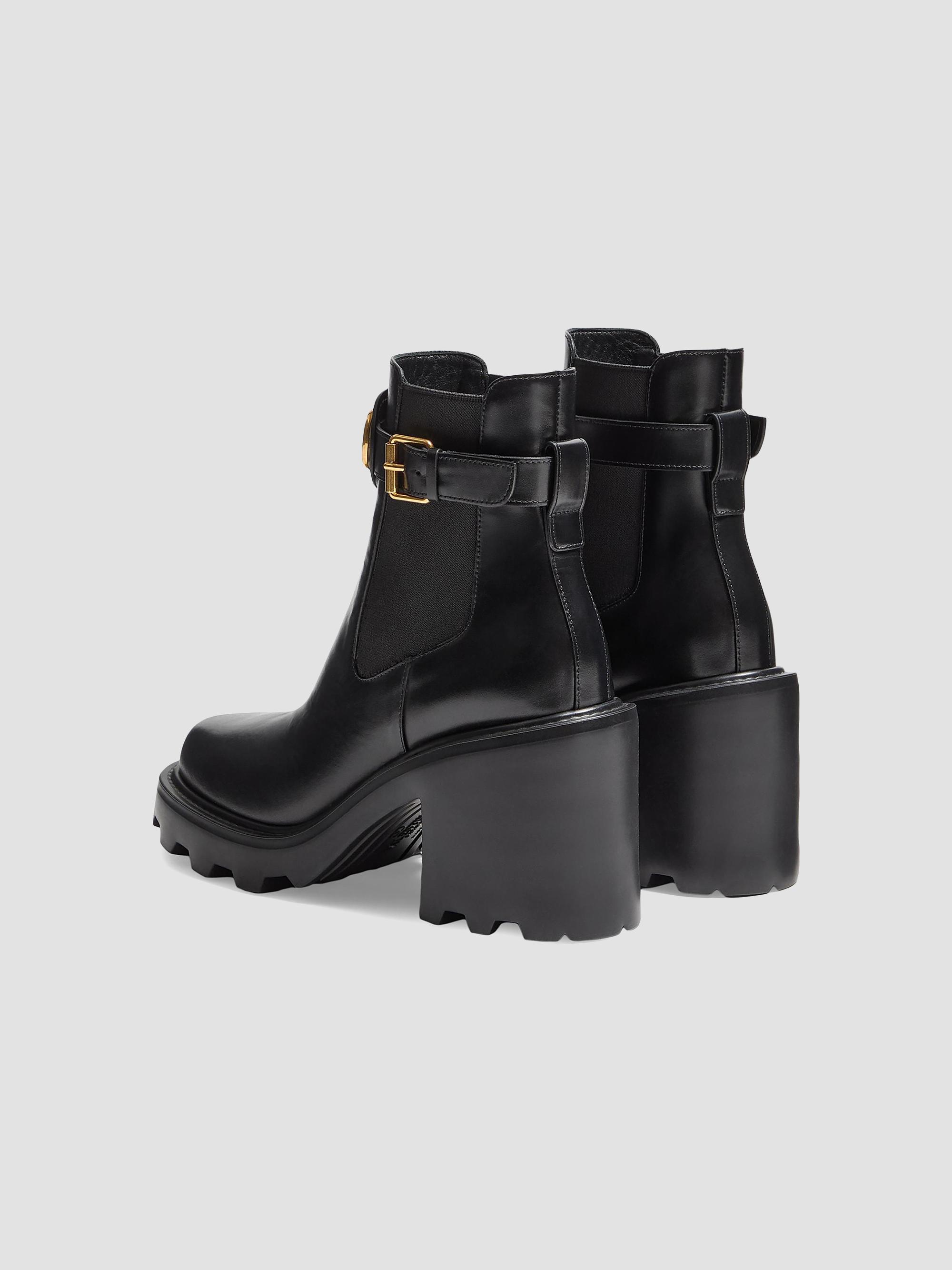 Valentino Garavani VLogo Signature Calfskin Beatle 90MM Boots