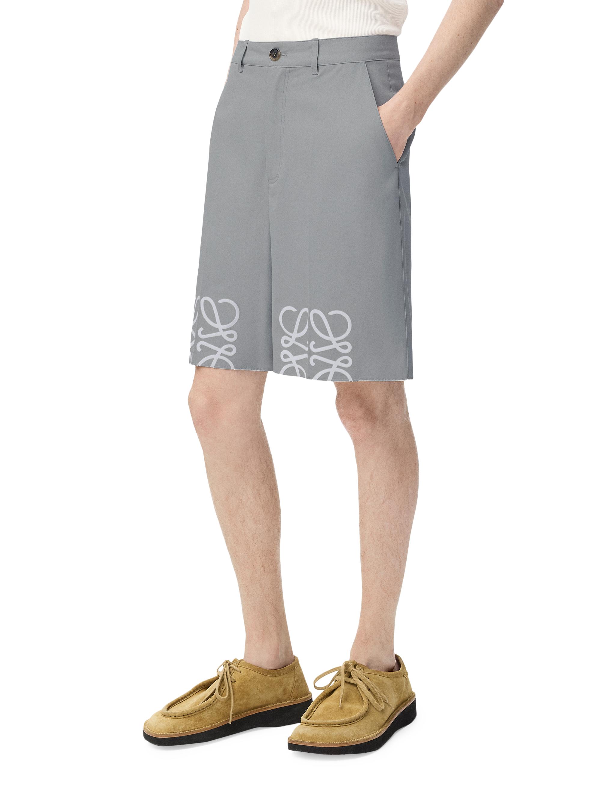 パンツ loewe anagram satin logo shorts LOEWE Anagram Logo Shorts | Saks Fifth Avenue