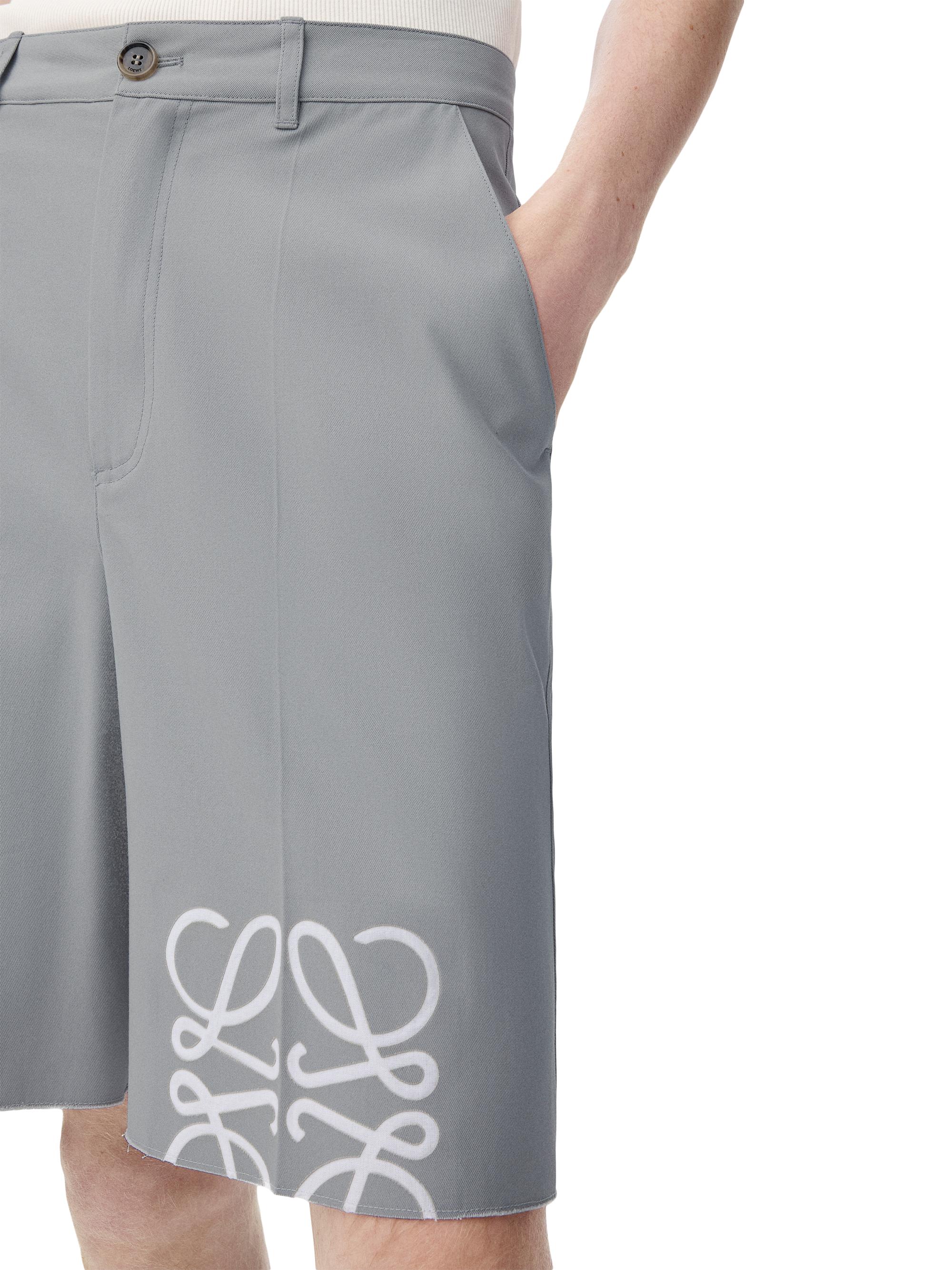 パンツ loewe anagram satin logo shorts LOEWE Anagram Logo Shorts | Saks Fifth Avenue