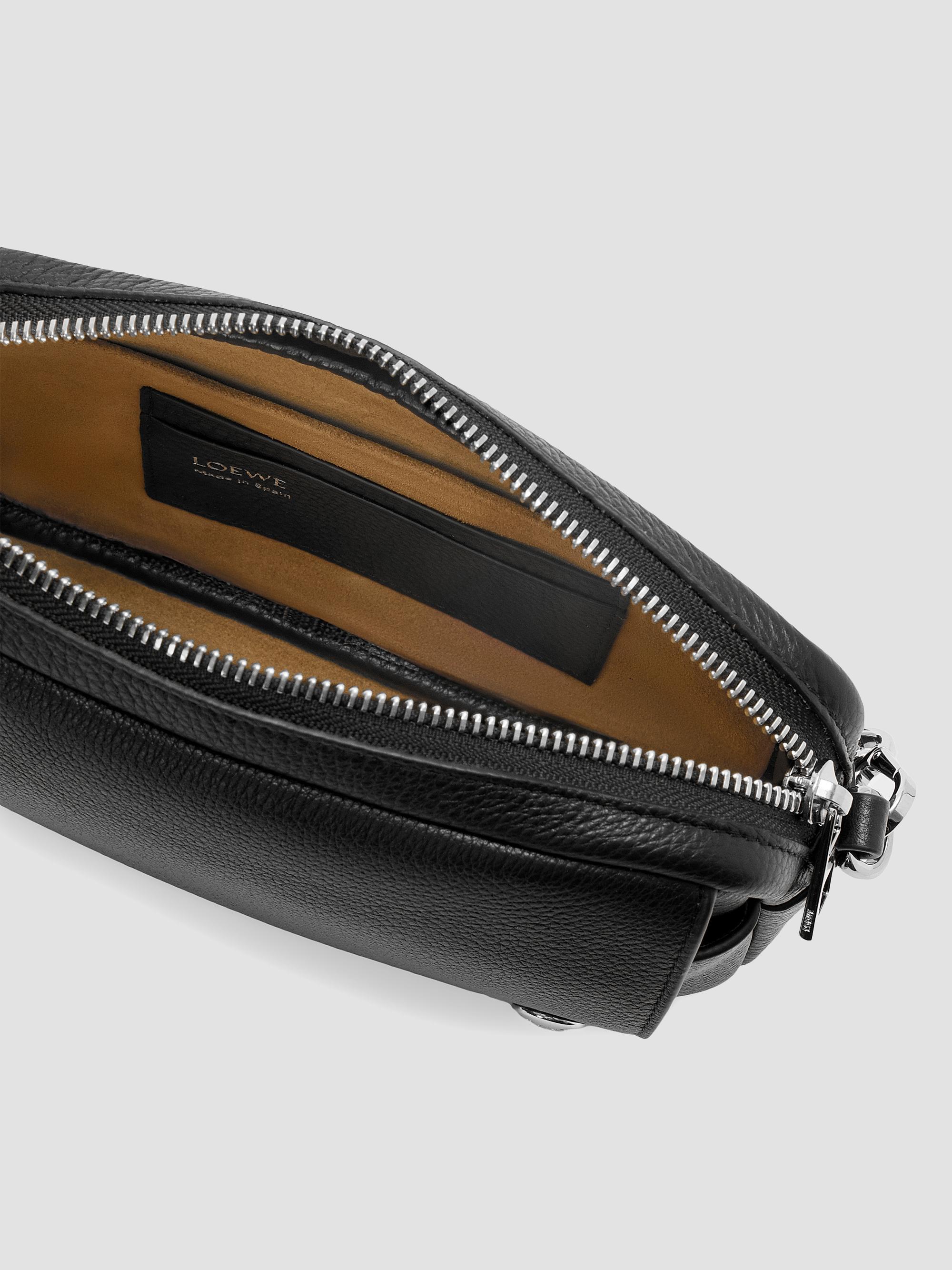 LOEWE ケース レザー ✖️スウェード LOEWE Pebble Camera Bag | Saks Fifth Avenue