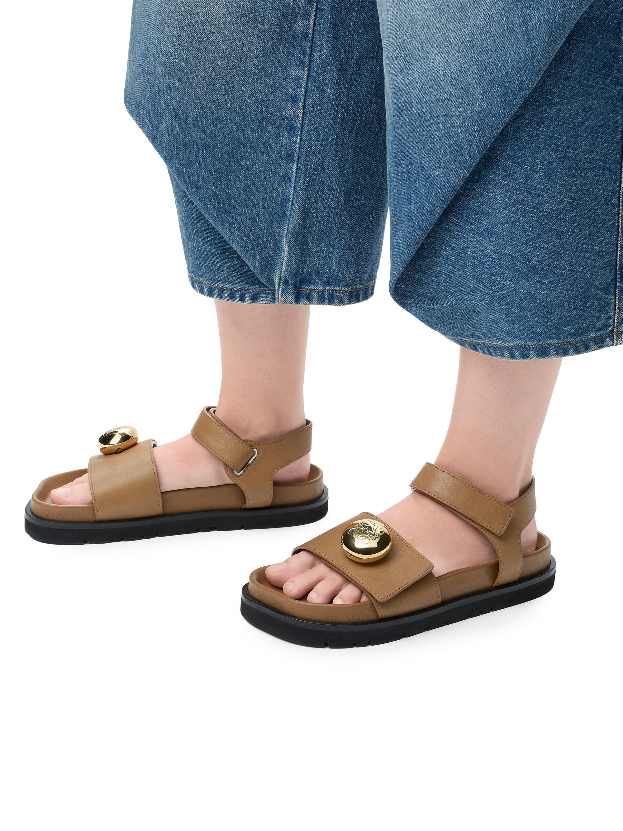 LOEWE Pebble Fussbett Leather Sandals | Saks Fifth Avenue