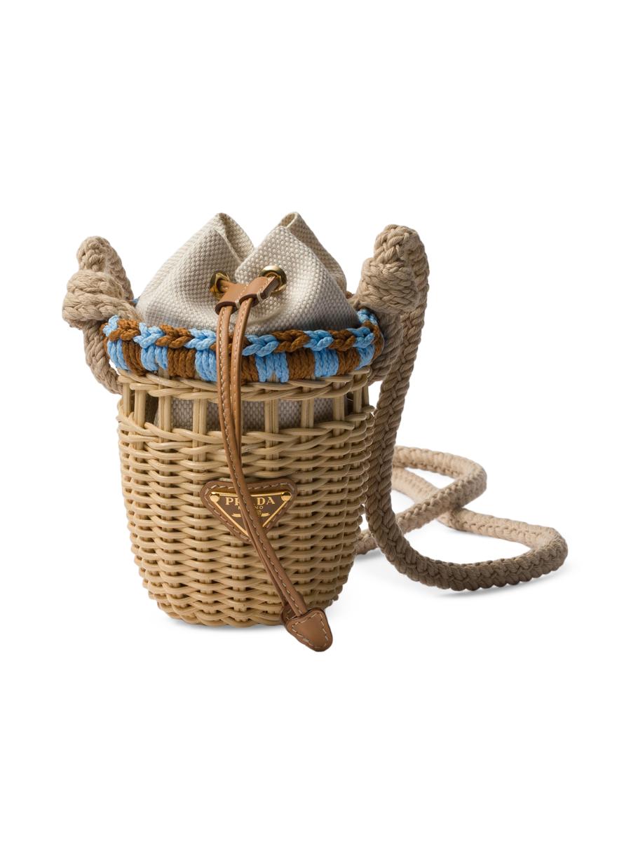 0400022921574?wid=900