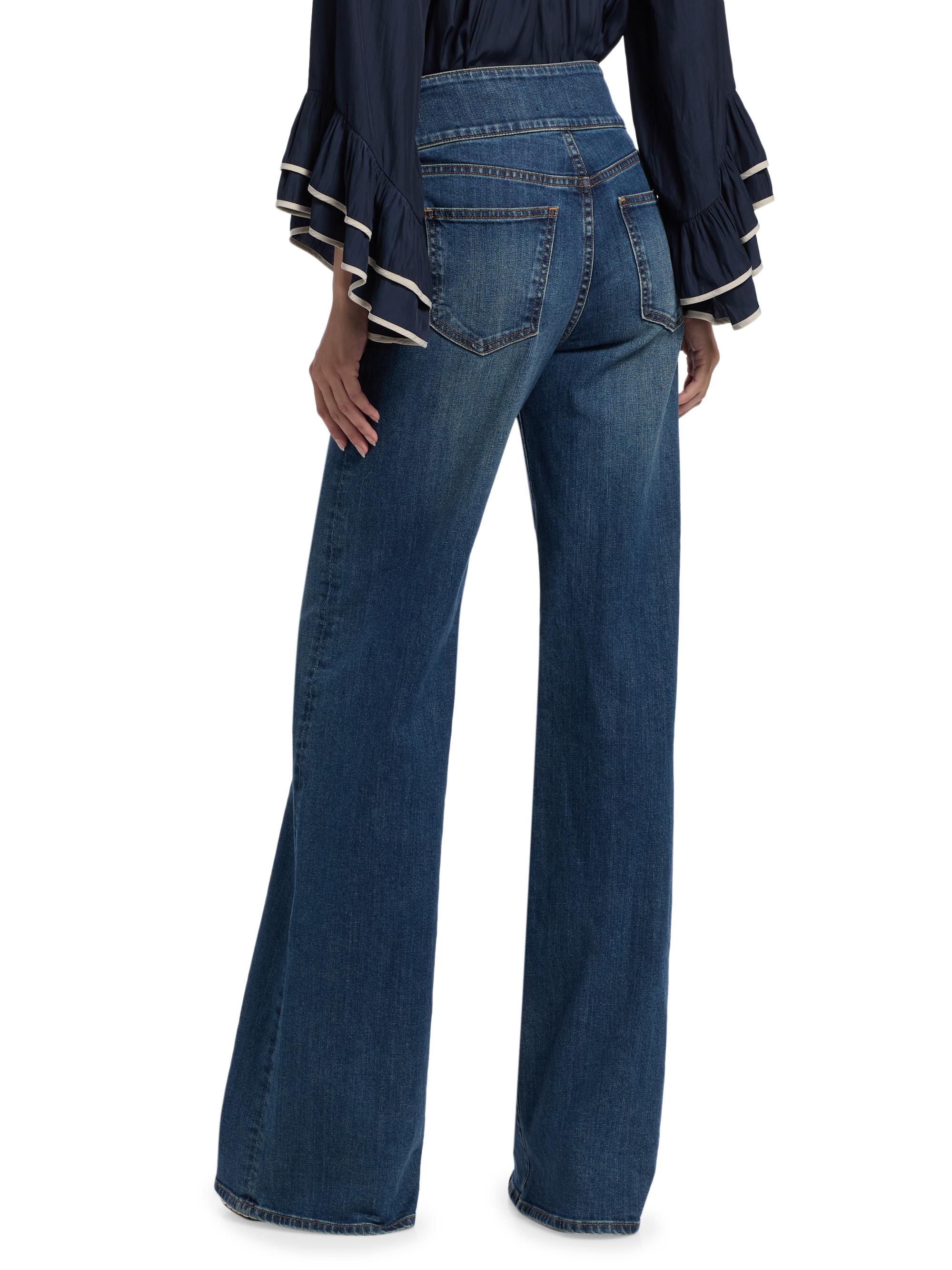 Liv Flare Jeans