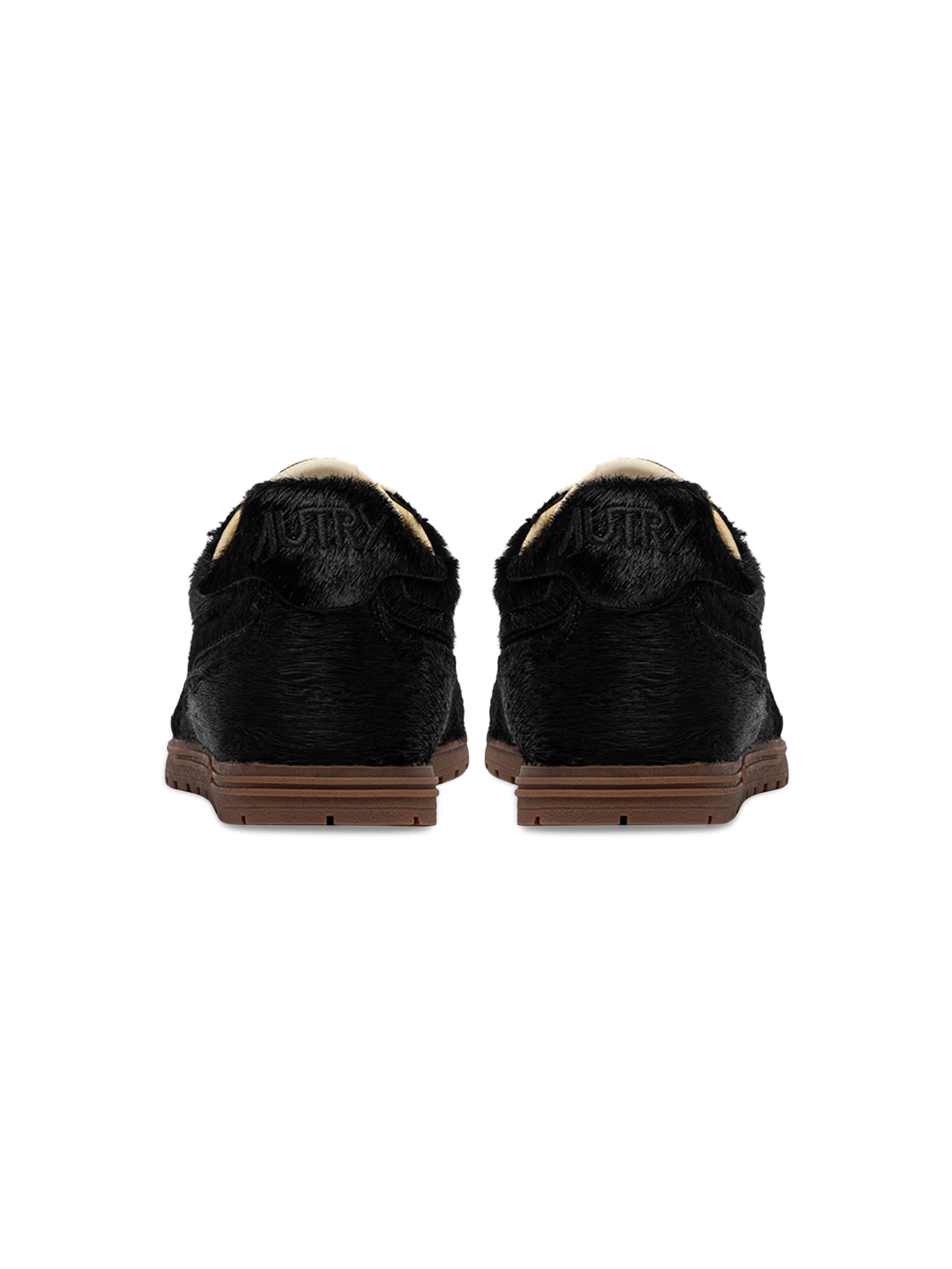 Windspin Suede Low-Top Sneakers