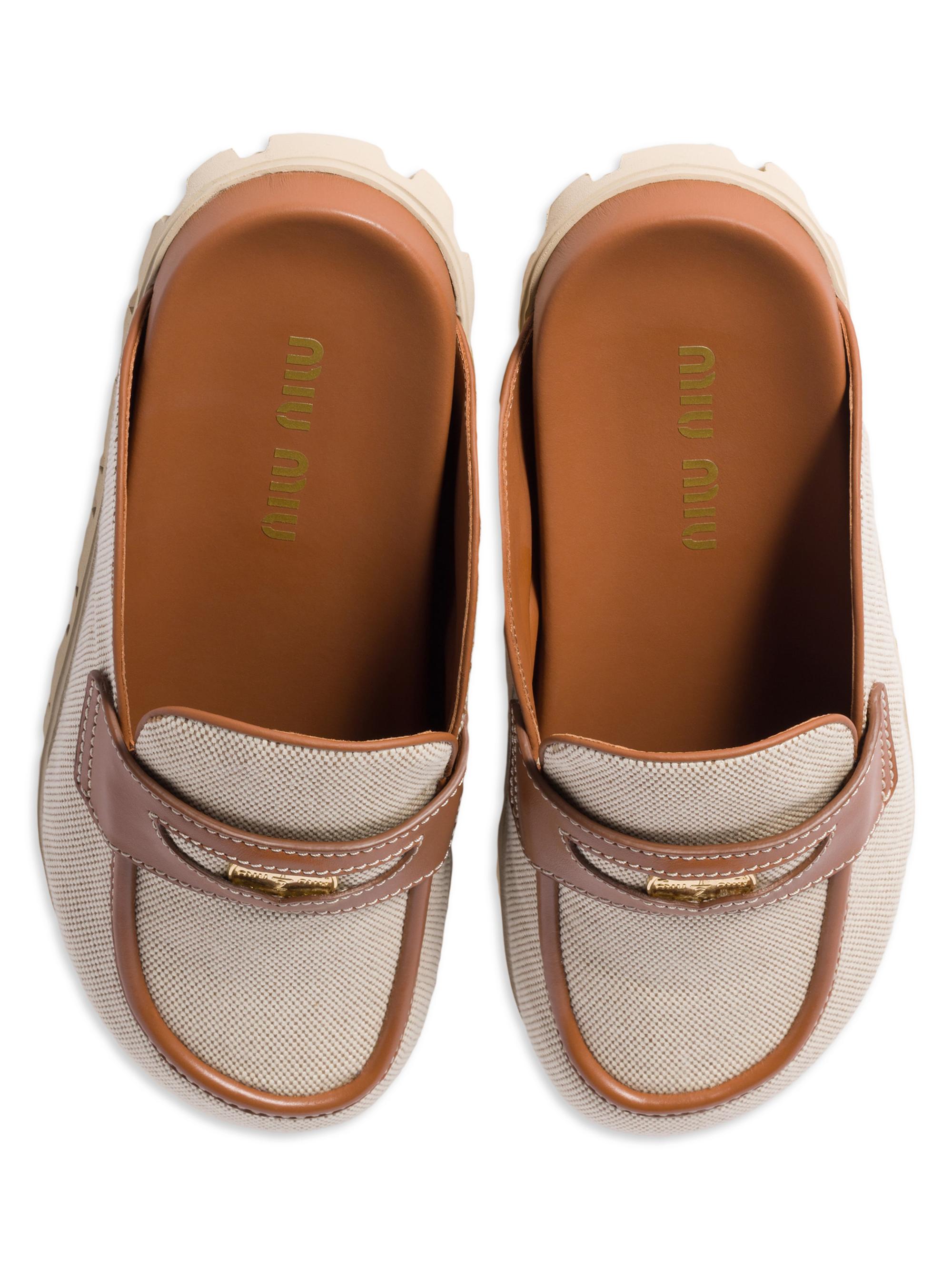 靴 Miu Miu Leather Mules MIU MIU LEATHER MULES UNBOXING - YouTube