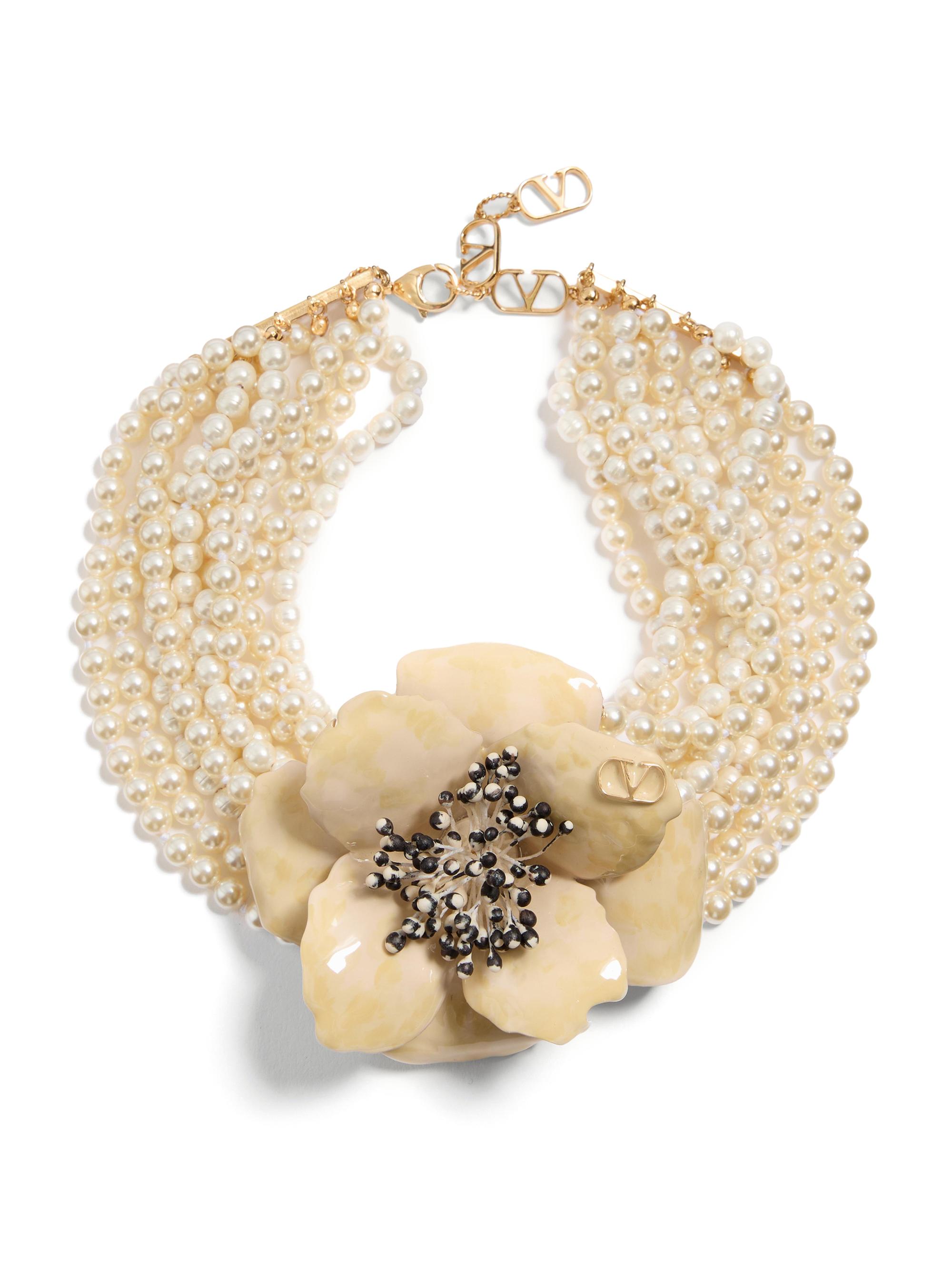 Valentino Garavani Women's Fleur Lumineuse Necklace in Metal, Enamel, Pearls and Fabric - Gold Cream