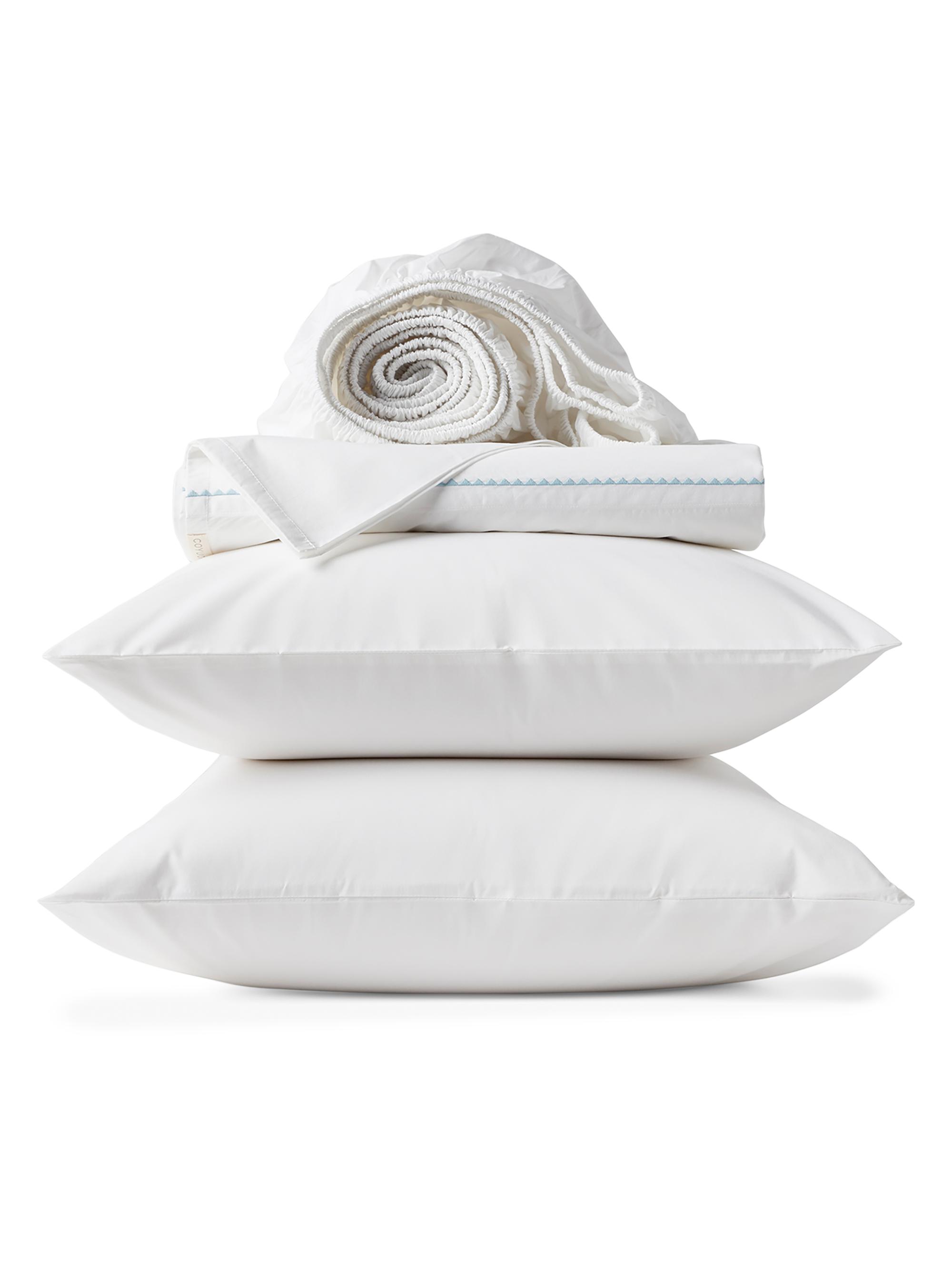 Coyuchi Trailing Embroidered Organic Sheet Set - Pacific Blue Alpine White California King