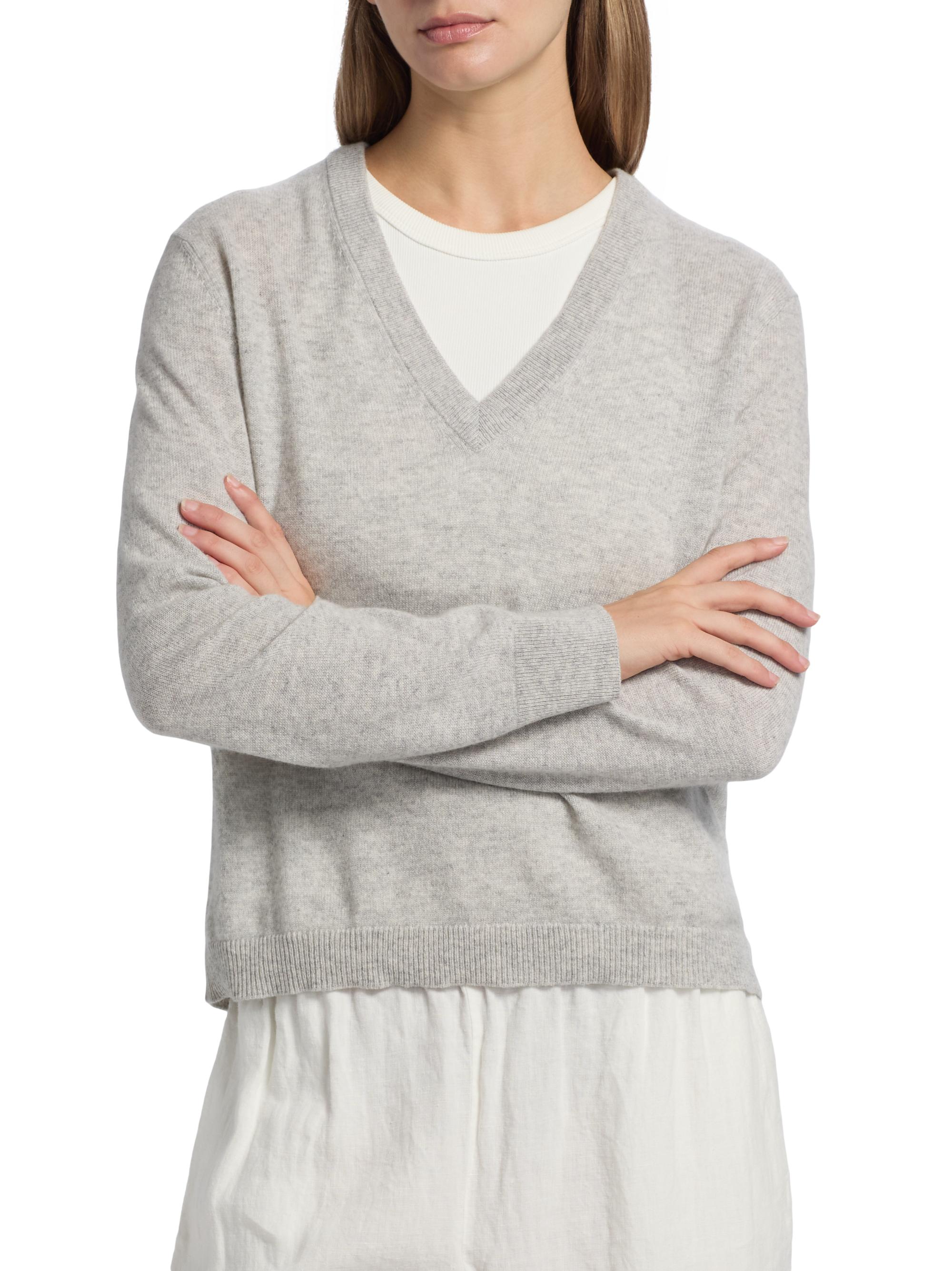 Jenni Kayne Women's Flynn Cashmere V-Neck Sweater - Grey - side view in Grey