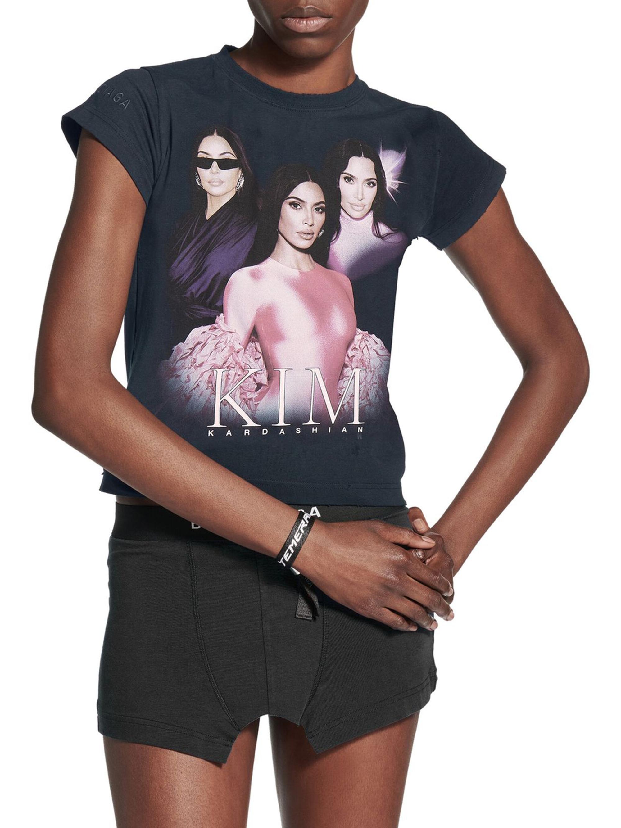 トップス BALENCIAGA shrunk tshirt size s Balenciaga Logo Distressed Crop Shrunk T-Shirt - Bergdorf Goodman