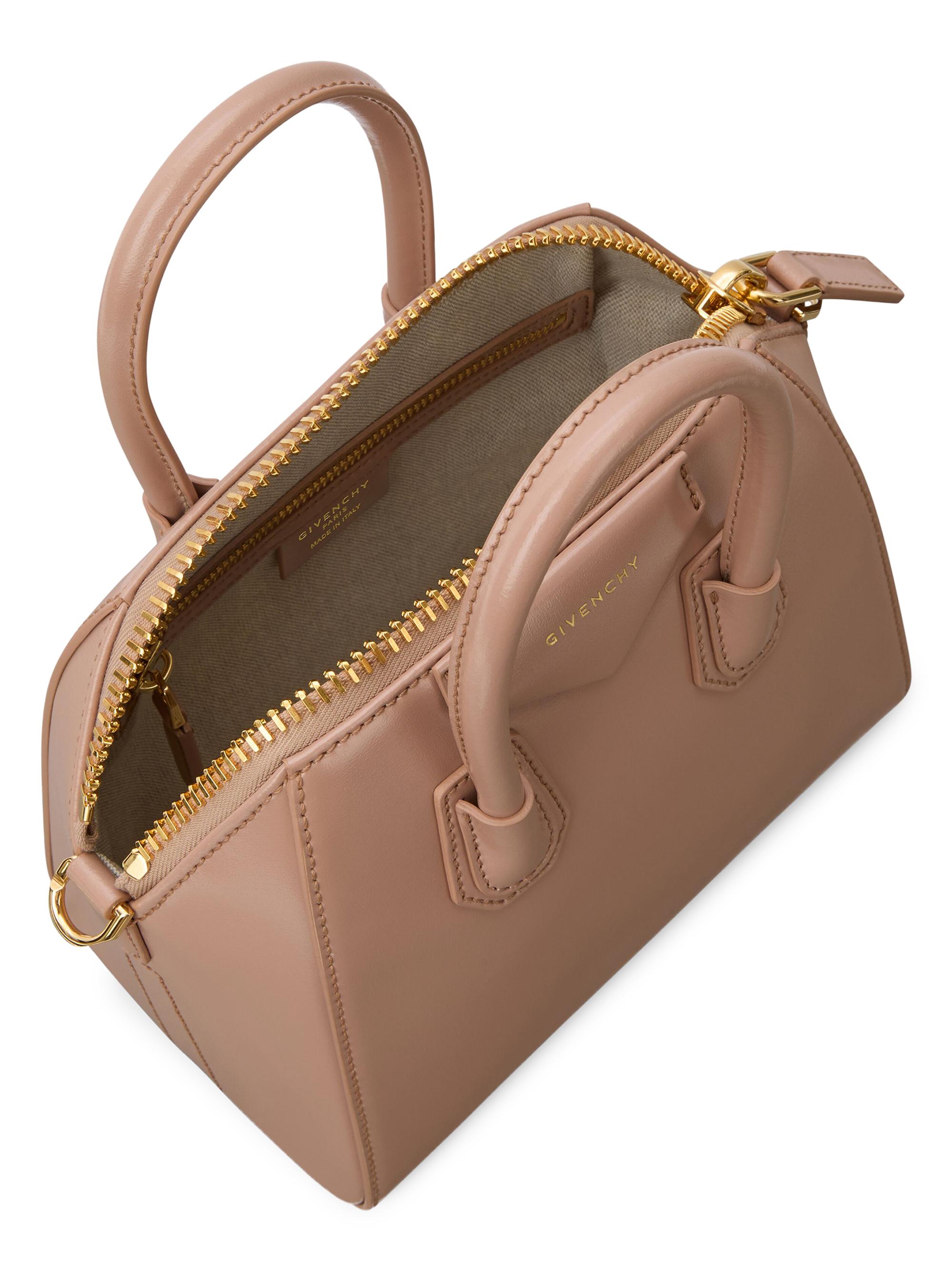 GIVENCHY Antigona Mini ショルダーバッグ Givenchy Mini Antigona Top Handle Bag in Box Leather | Saks Fifth