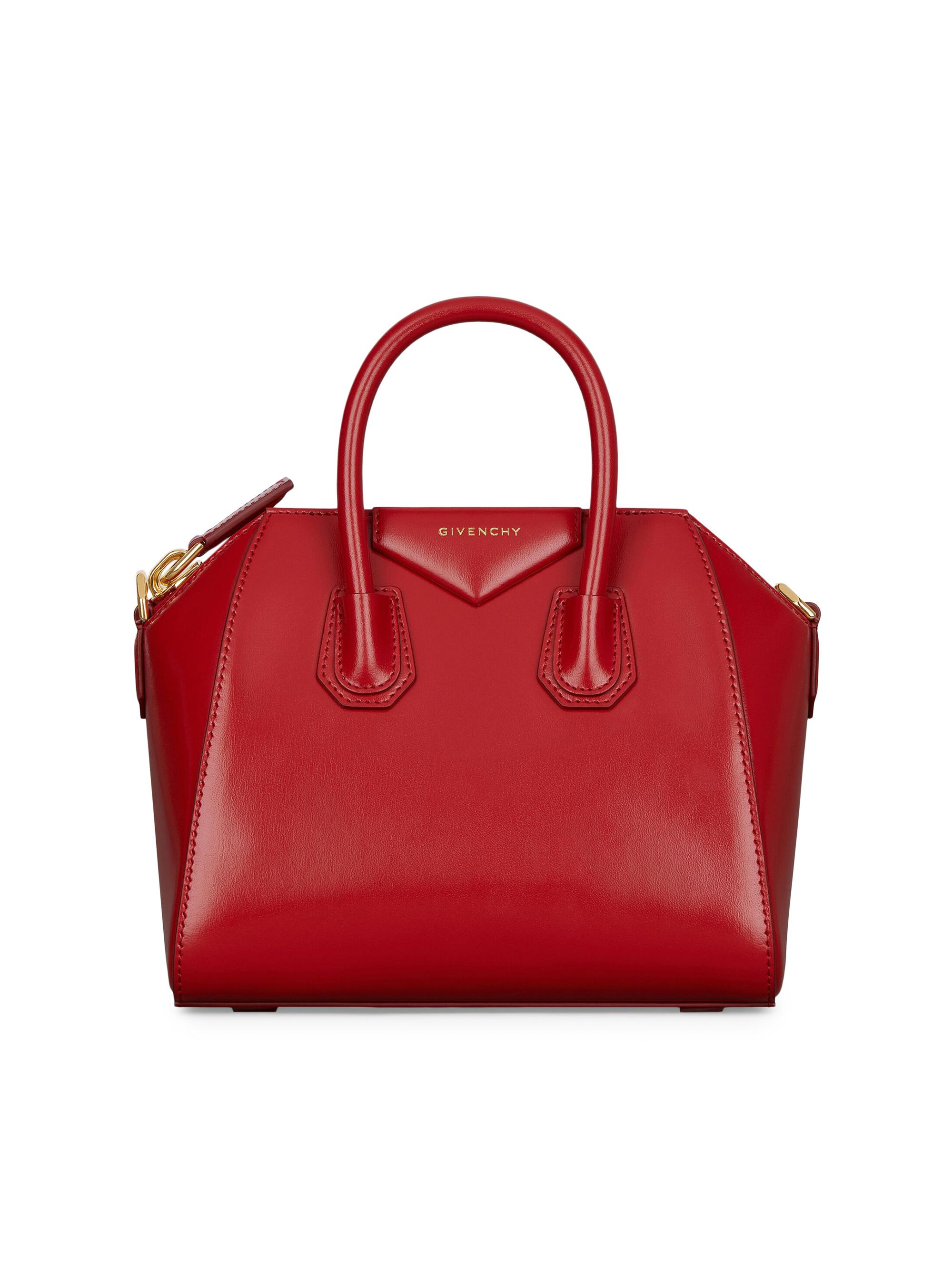 ジバンシー 赤 アンティゴナ Givenchy Nano Antigona Cube Bag in Patent Leather | Saks Fifth Avenue