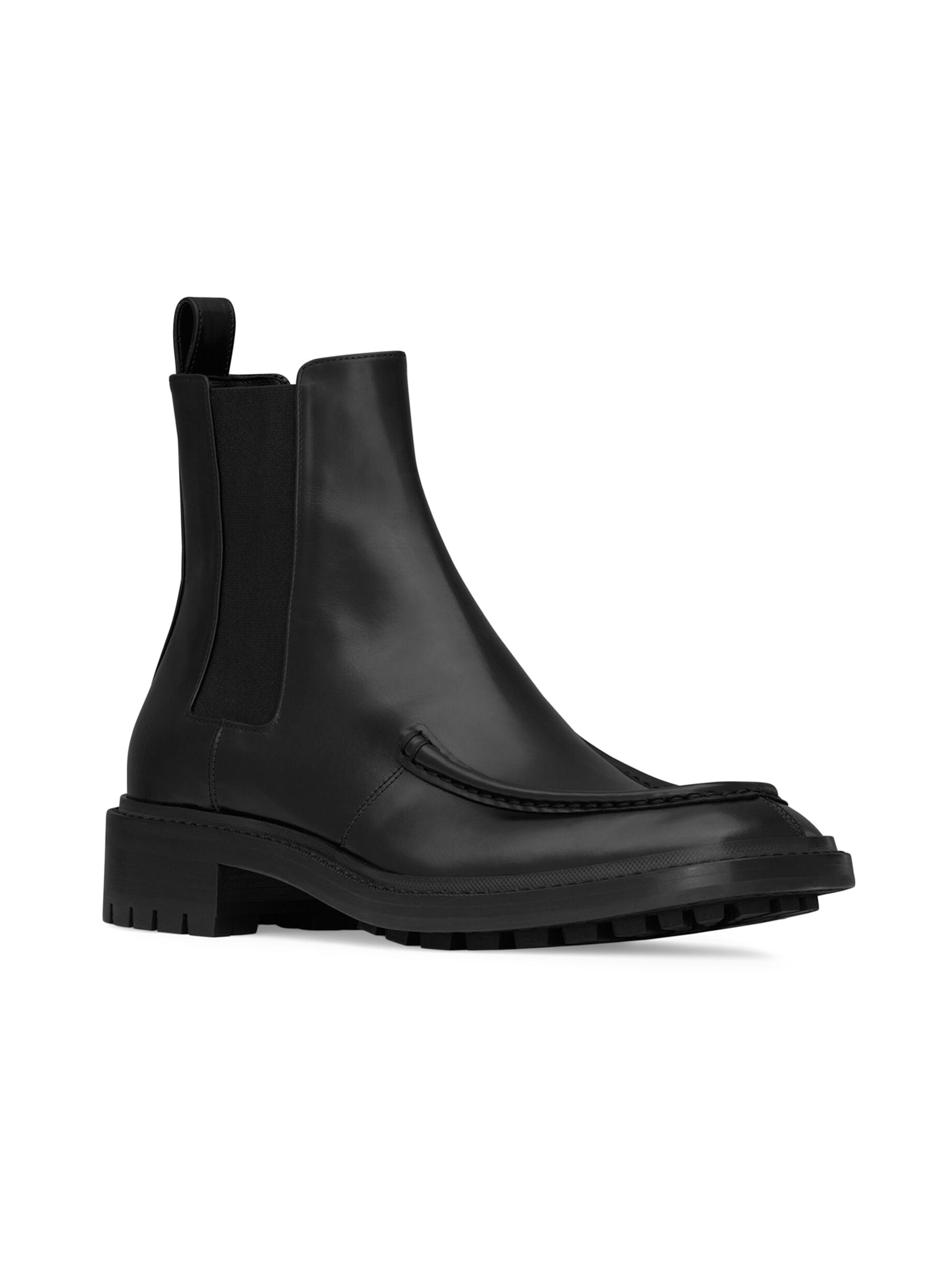 Saint Laurent Joe Chelsea Boots in Smooth Leather | Saks