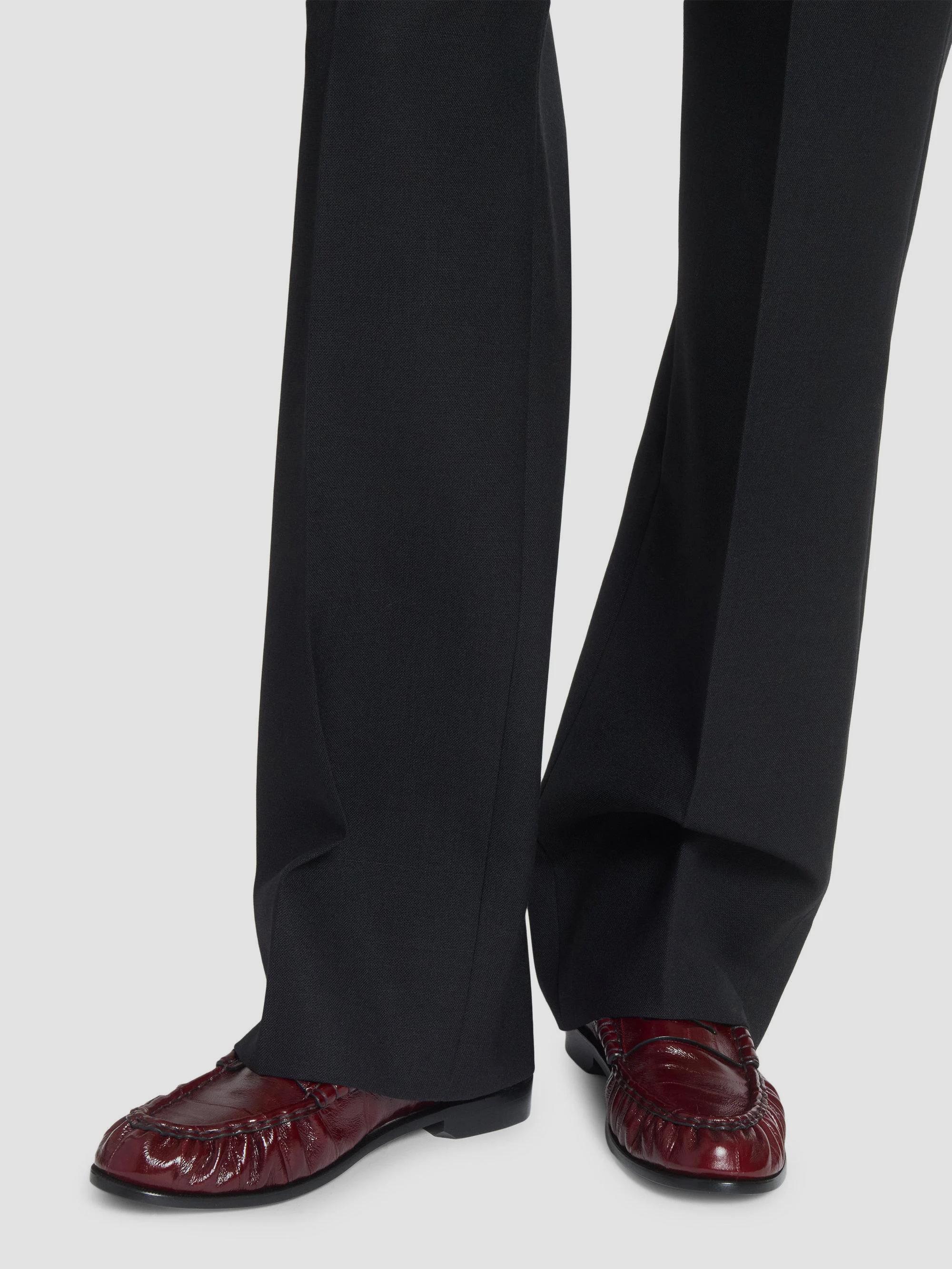 Saint Laurent Men display picture 1