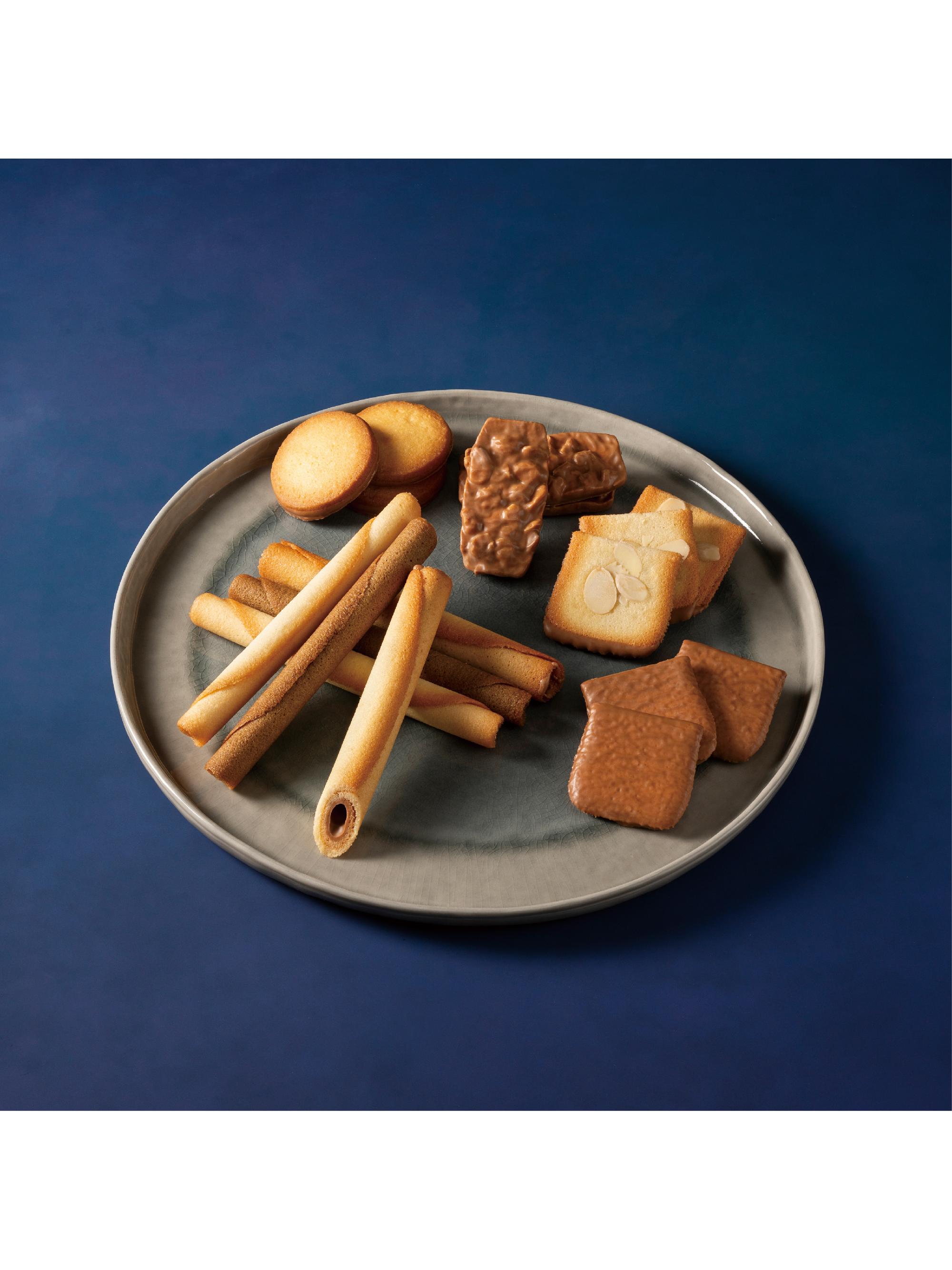 Yoku Moku Assorted Cookies | Saks Fifth Avenue