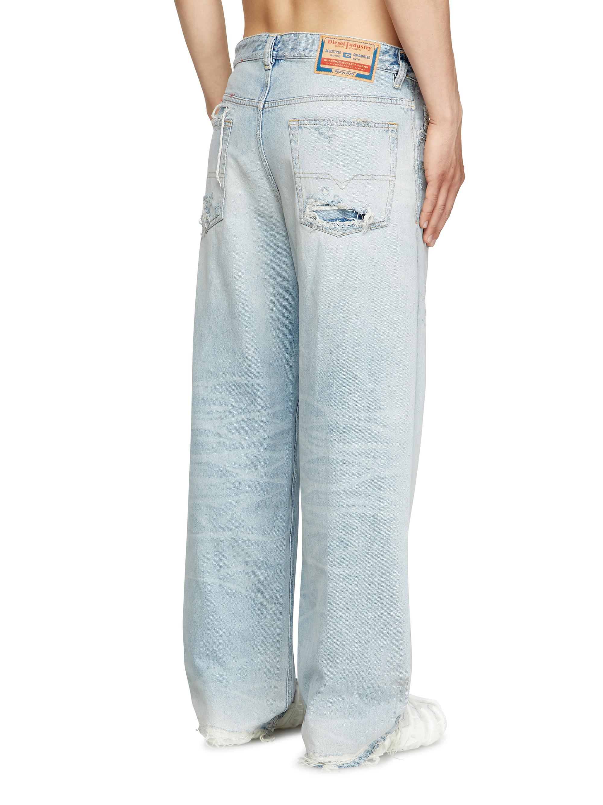 2001 D-Macro Relaxed Distressed Jeans