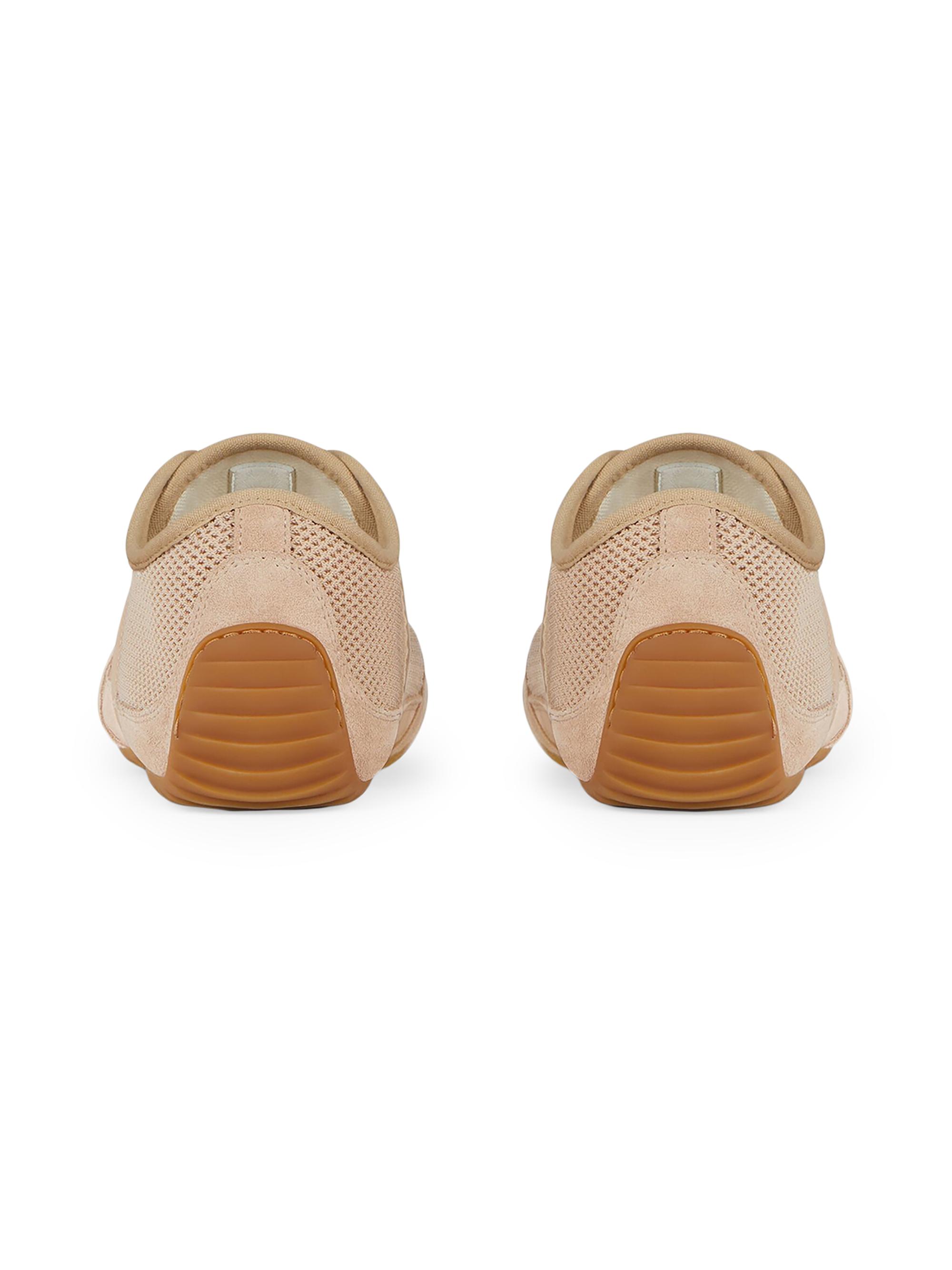 a466428700ページ③ Givenchy G4 Low Top Sneaker in Black & White | FWRD