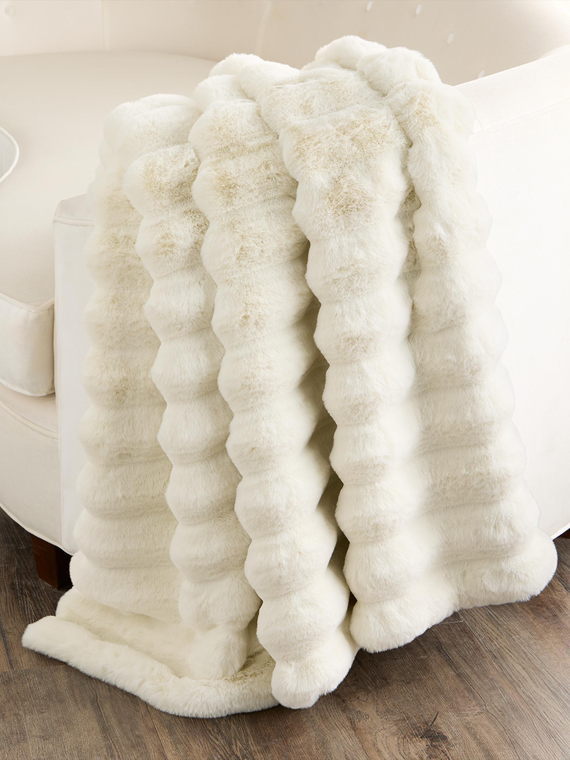 Lyla Grant Fur-Free Faux Chinchilla Throw - White Chinch