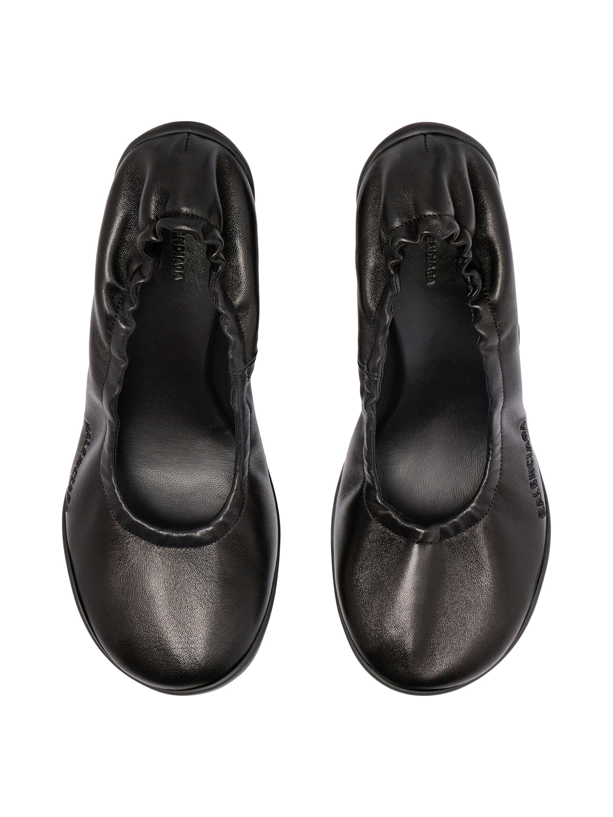 Balenciaga Shibuya Pumps | Saks Fifth Avenue