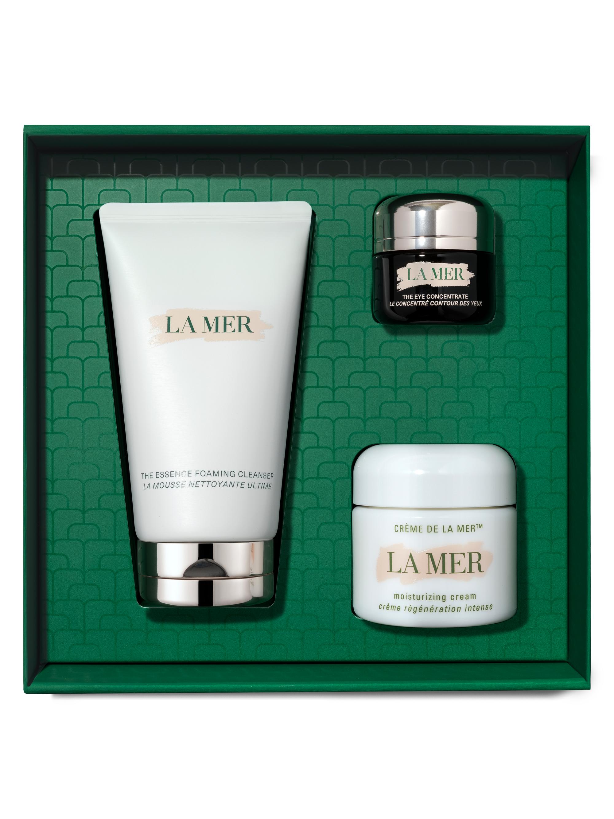 La Mer The Holiday Essentials 3-Piece Gift Set | Saks Fifth Avenue