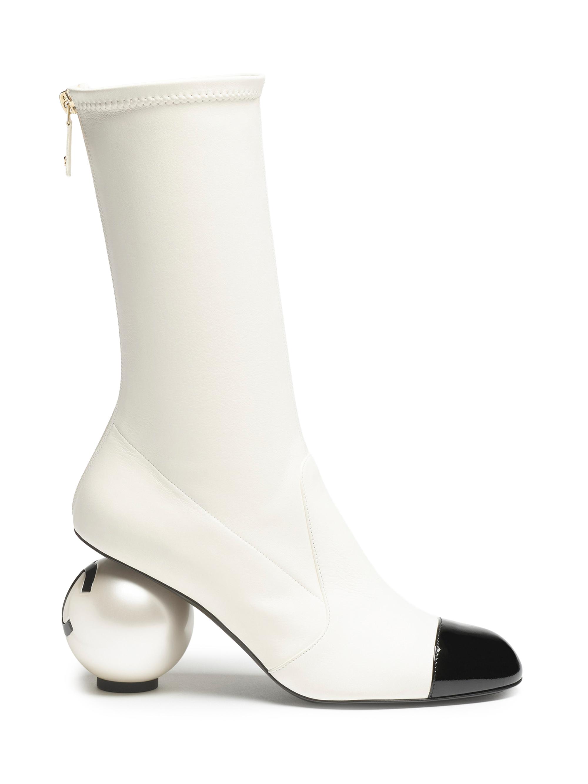 0400024845320_WHITEBLACK?wid=