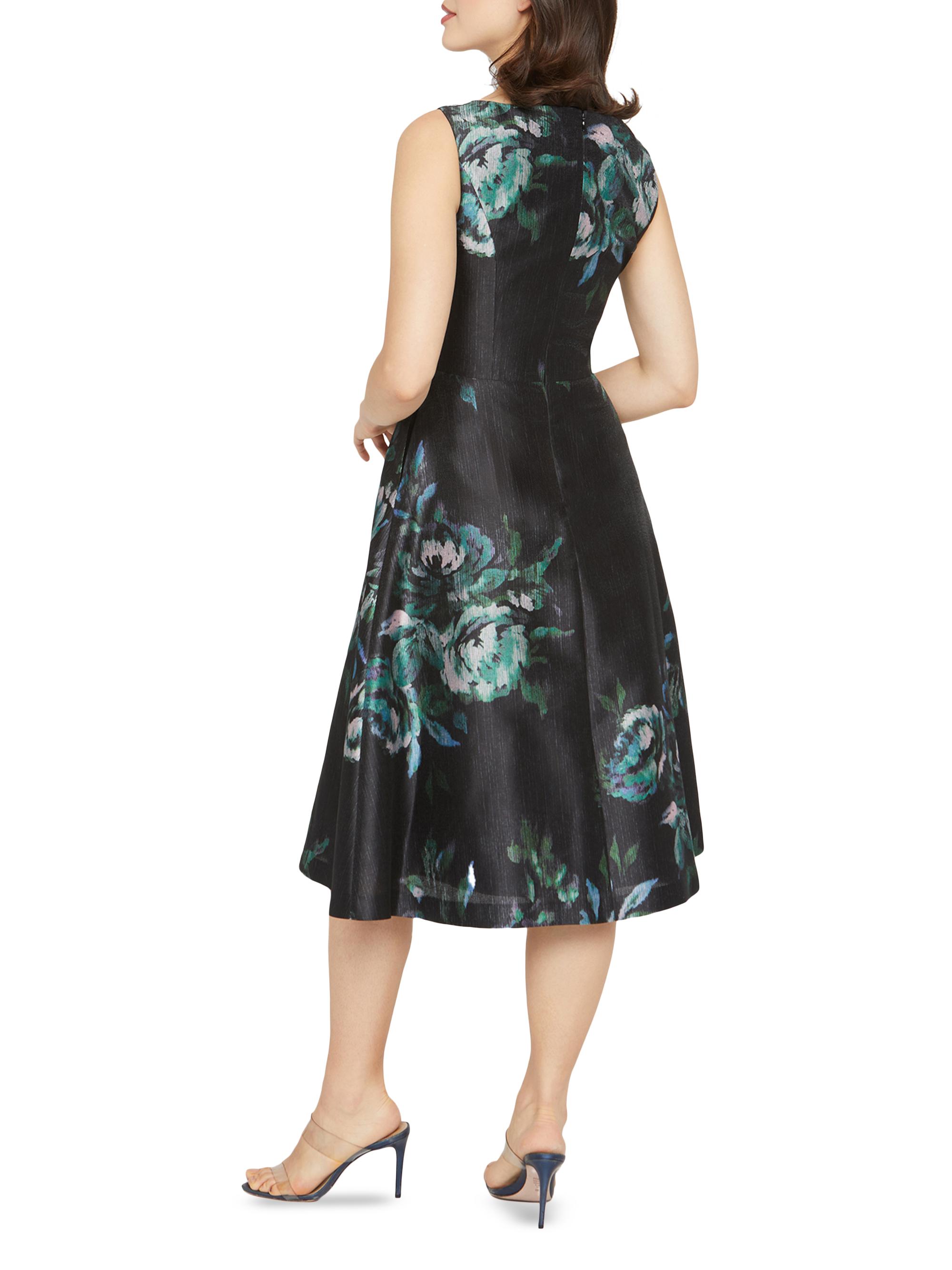guess ivy denim dress - Women's Denim Dress The model is shown collection: rtw Men's Verno Men's Classic Color:Sedona Blue Wash