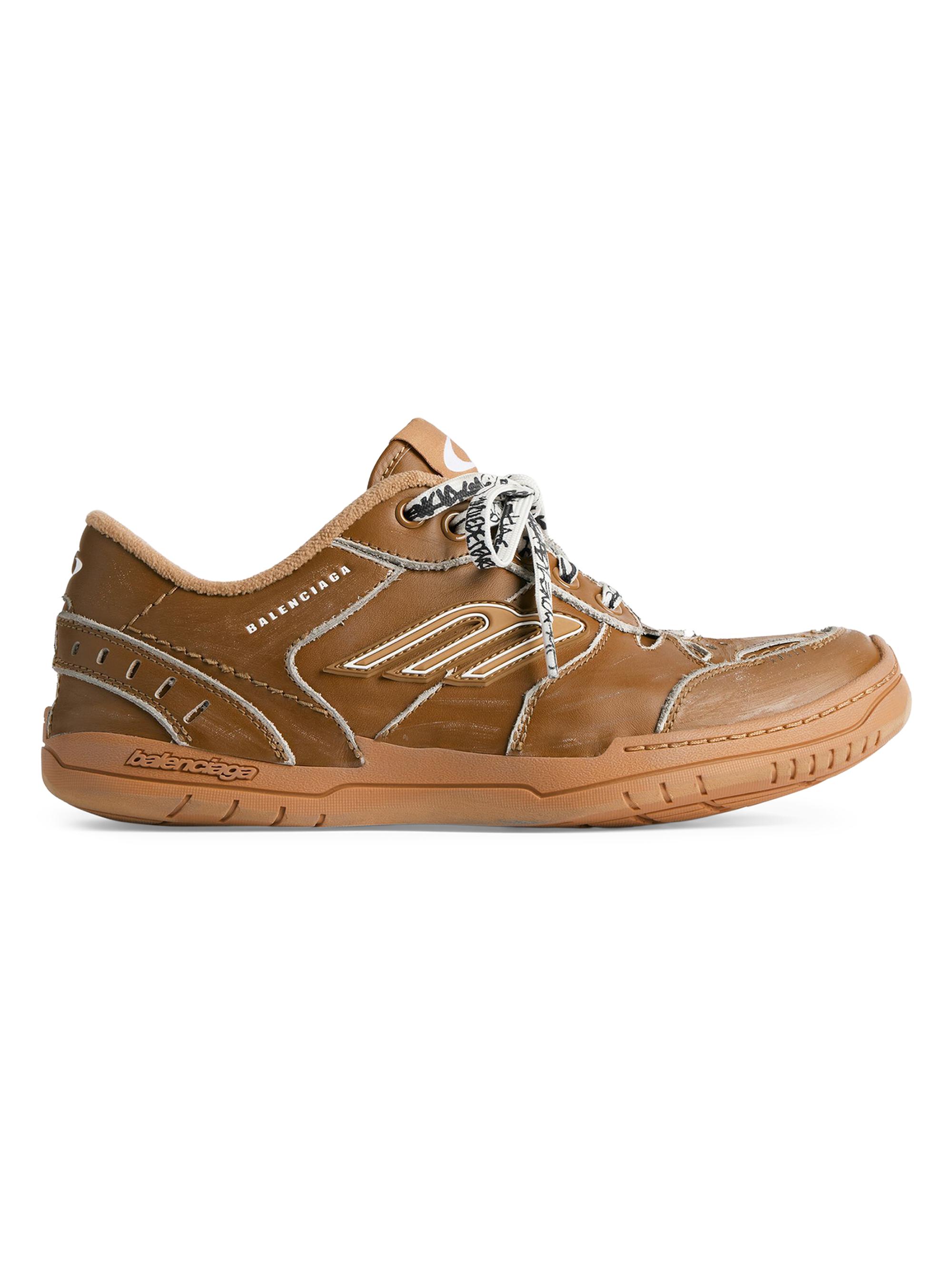 Balenciaga Men's Hamptons Medium Worn-Out Sneakers - Camel