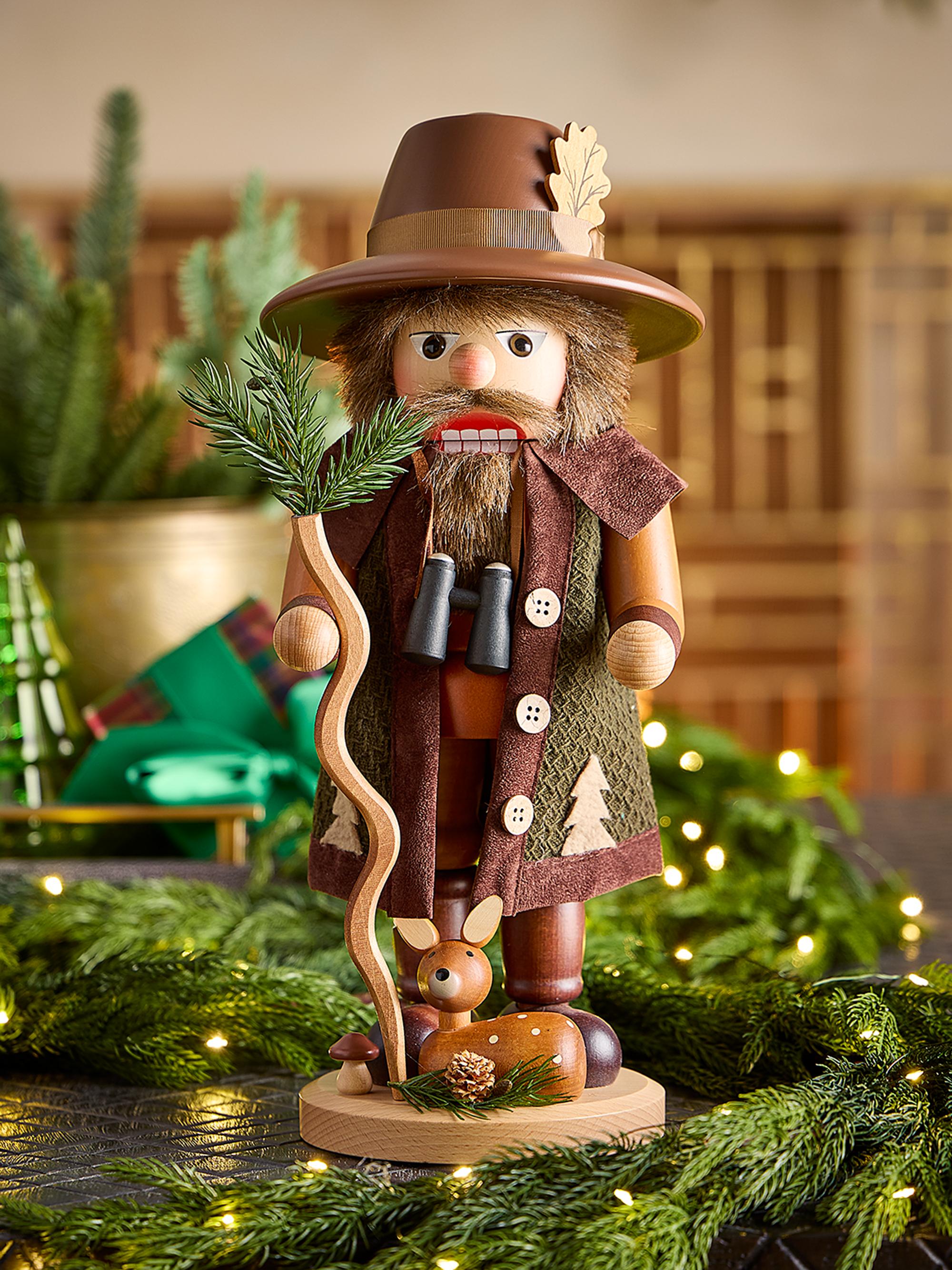 Ulbricht Forager Nutcracker