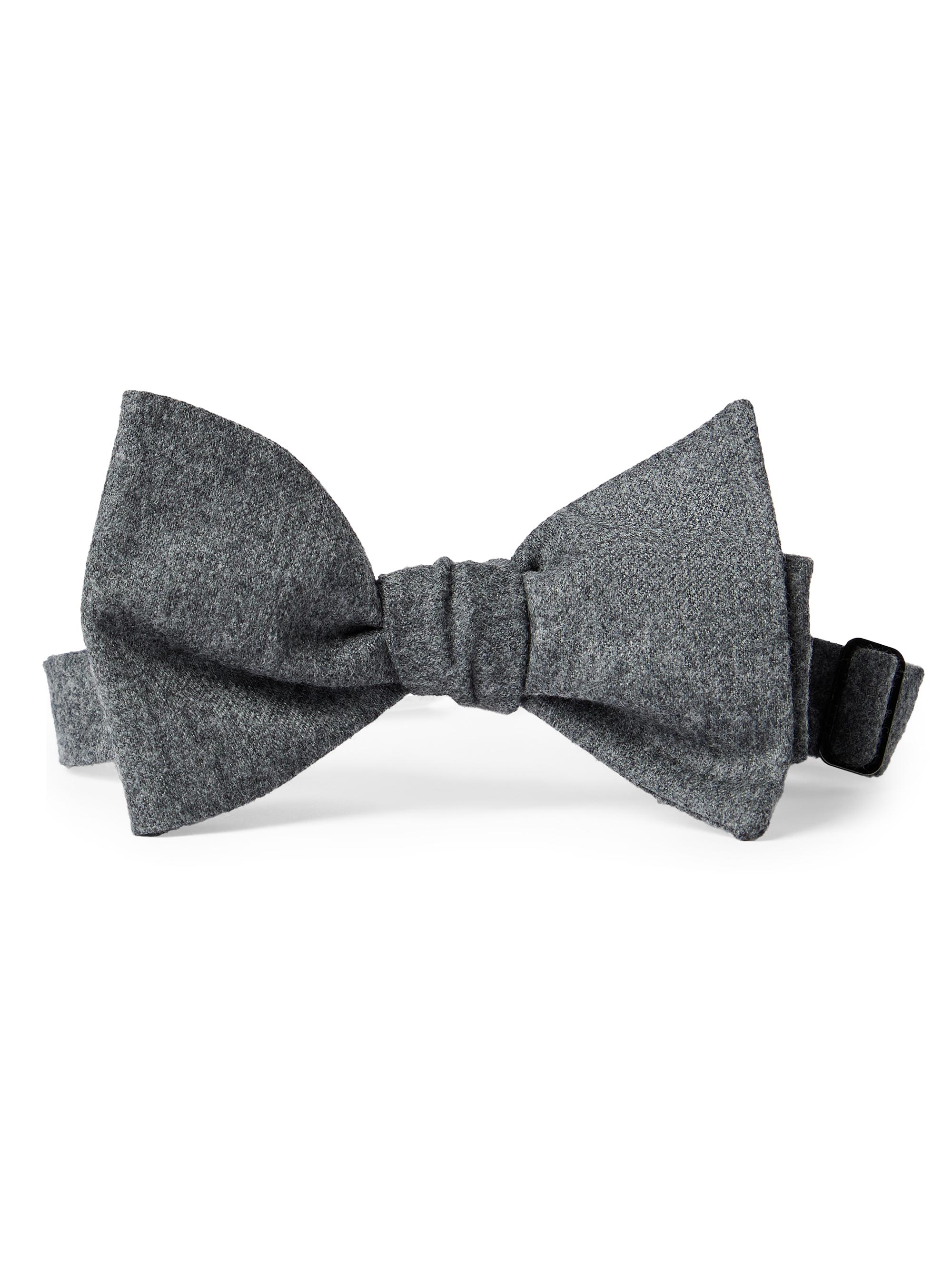 Brunello Cucinelli Men's Virgin Wool Flannel Bow Tie Grey