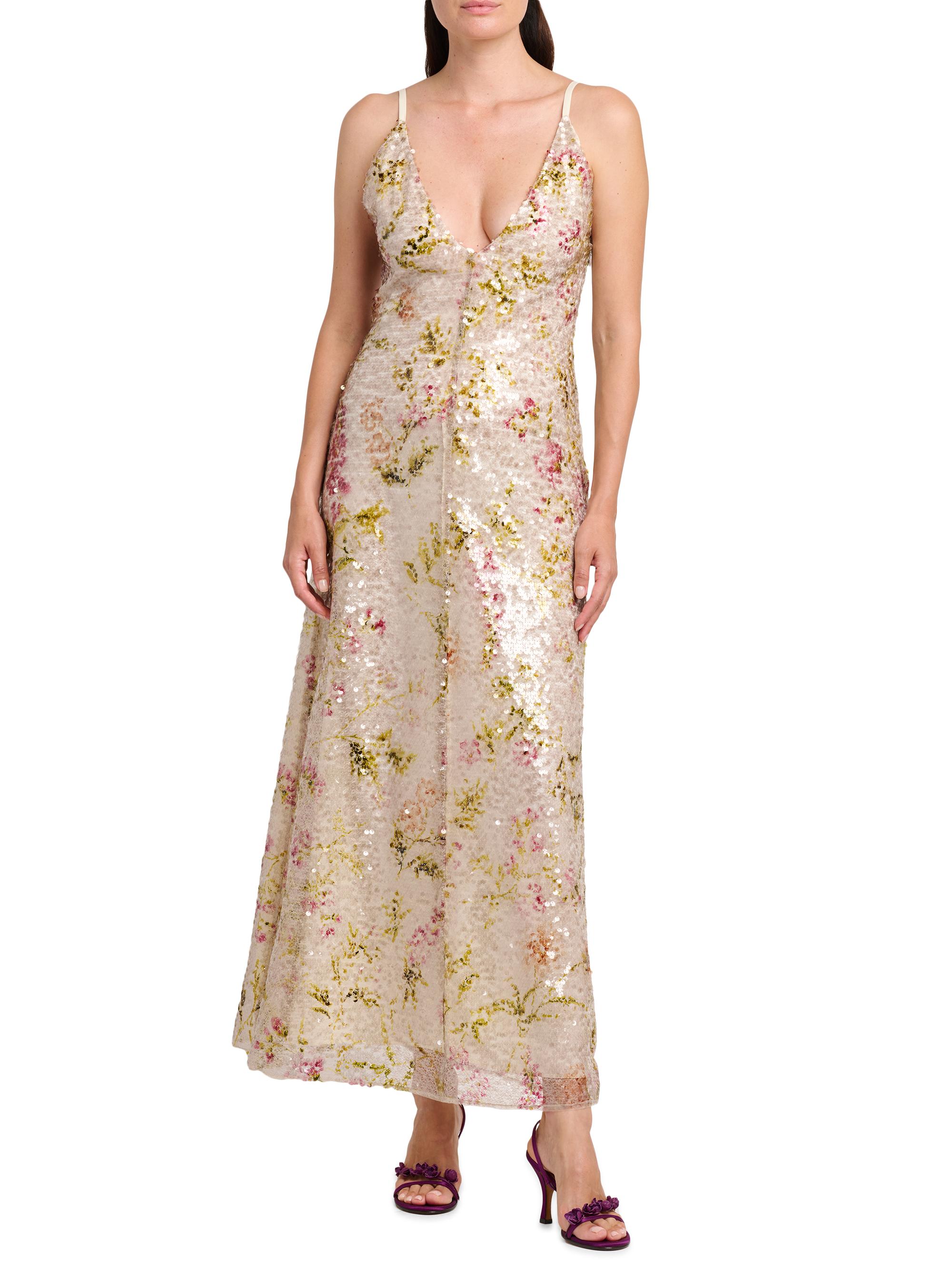 alberta ferretti dress Silk organza Floating silk creponne creates an ethereal look on this formal evening dress with long skirt Alberta Ferretti Pleated Gown with
