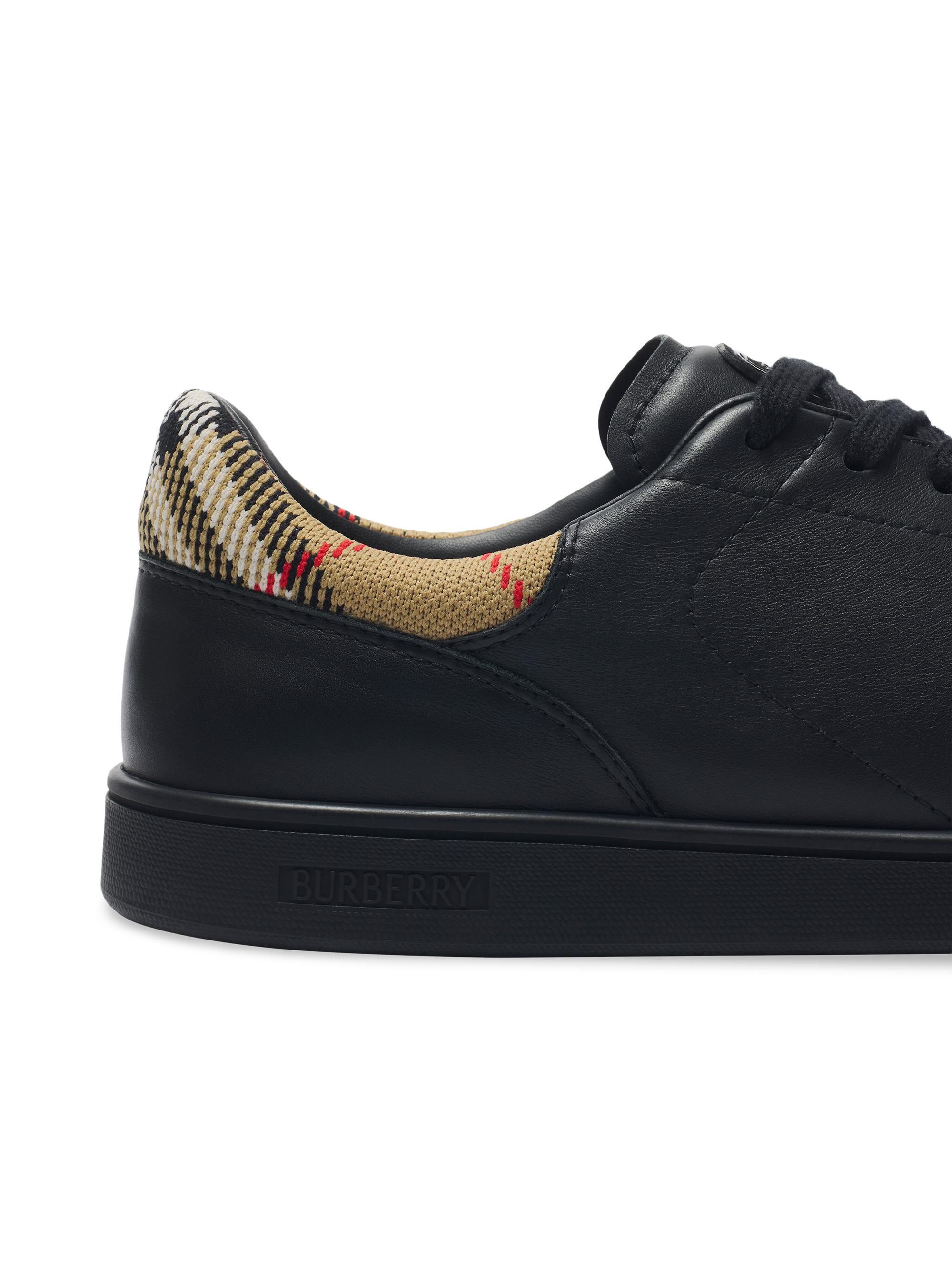 Burberry's ブラック Mサイズ 23BE1C9D-4BCA-478C-8FDA-