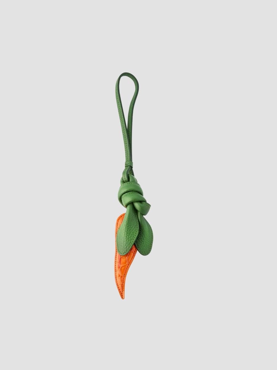 Jacquemus Women's La Carotte Leather Bag Charm In Green