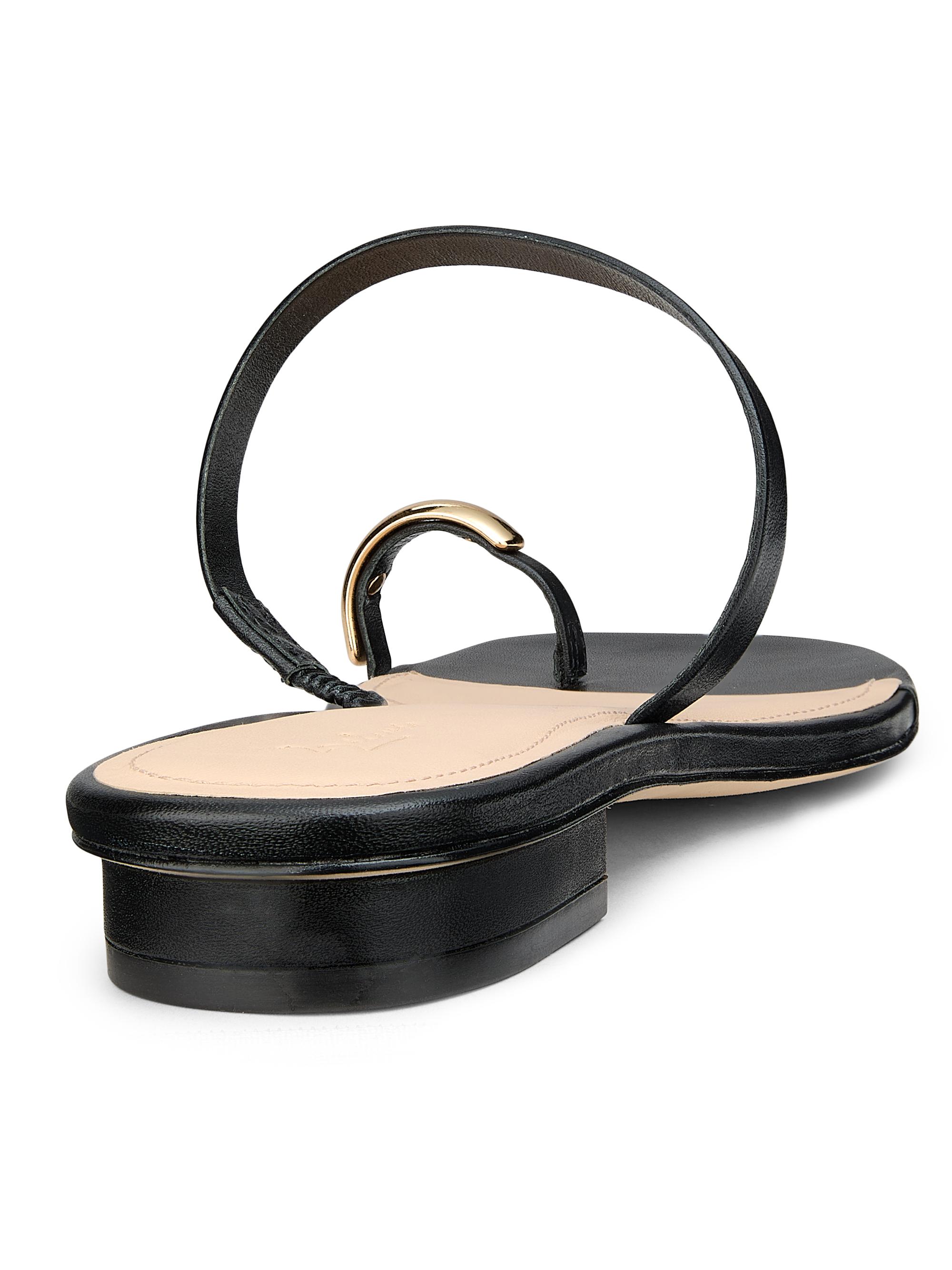 靴 LE VERNIS Toe ring sandals /black 23.5 22élevé Leather Toe Ring Sandals | Saks Fifth Avenue
